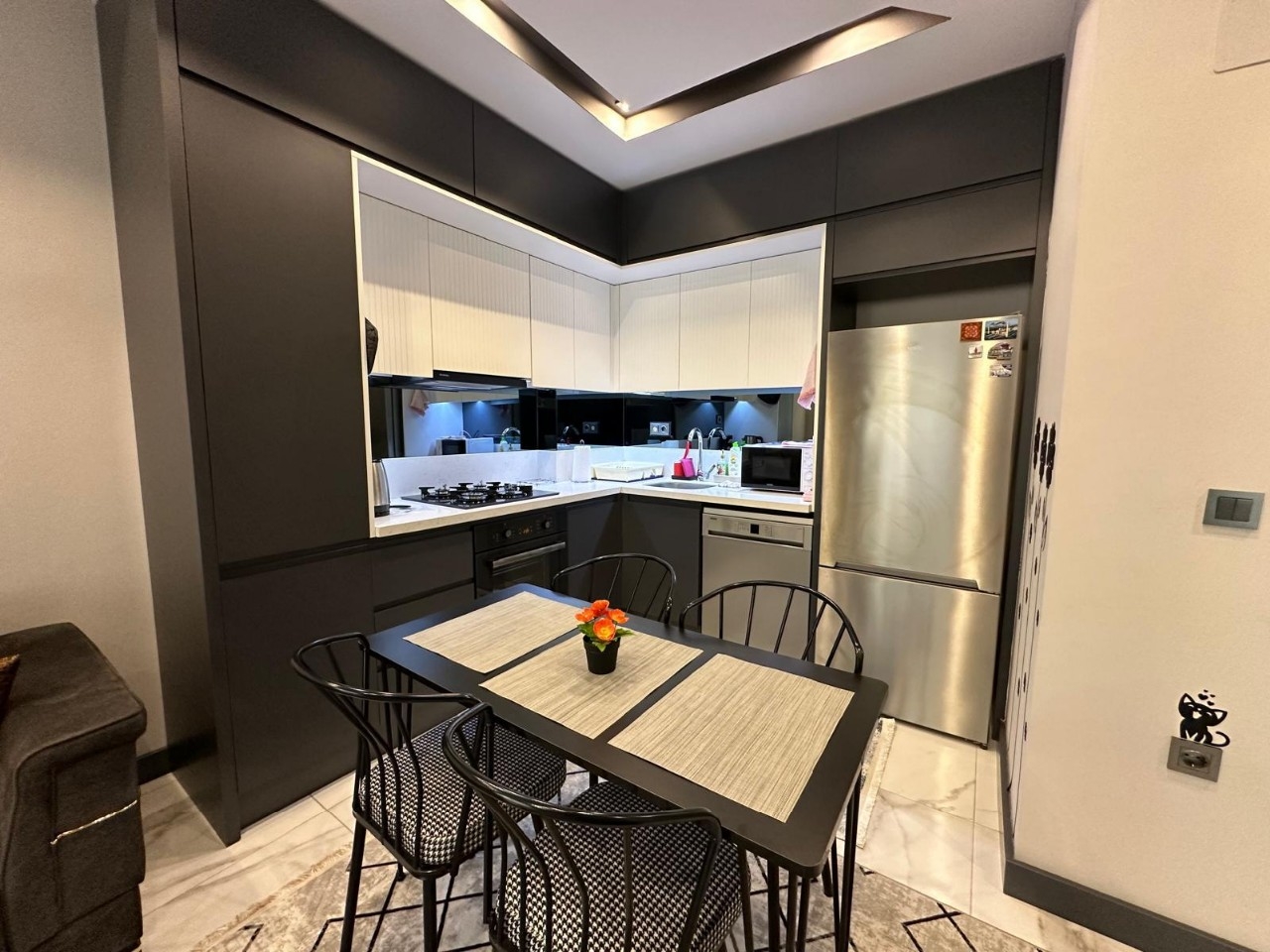 Luxury 1+1 Apartment with Mountain View in Mahmutlar
