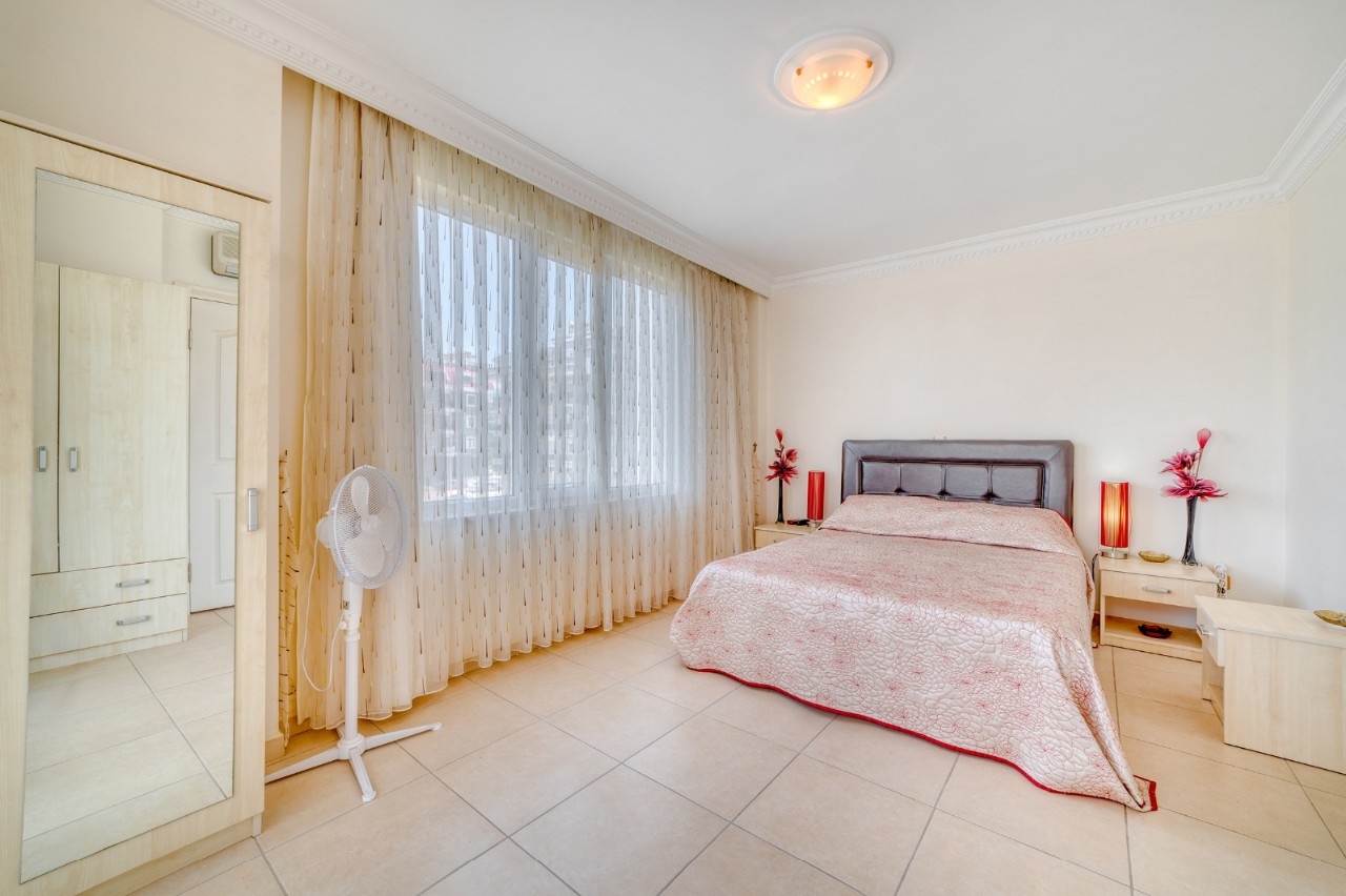 Spacious Mountain View 2+1 Apartment in Alanya - Oba