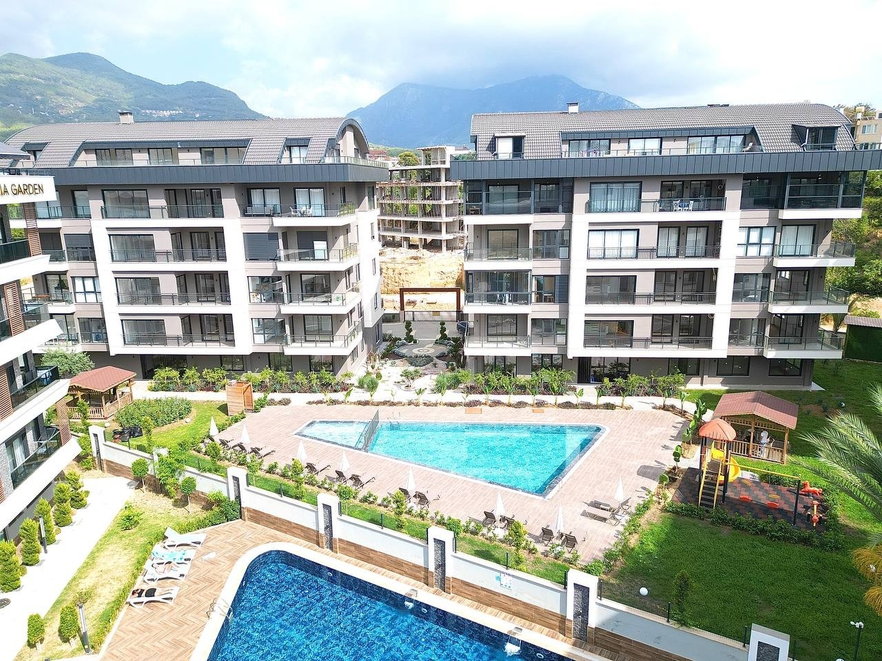 Luxuriöses 2+1 Apartment mit Bergblick in Oba, Alanya