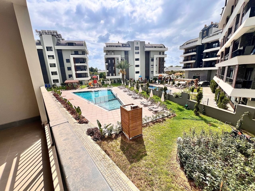 Luxuriöses 2+1 Apartment mit Bergblick in Oba, Alanya