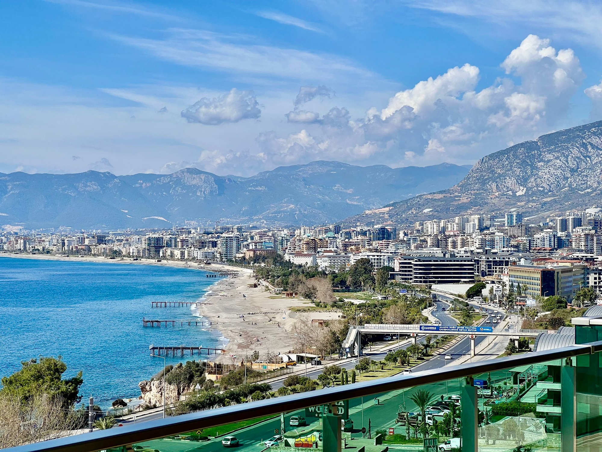 Ylellinen 5+1 huoneistonäkymä merelle ja vuorille, Alanya Kargicak