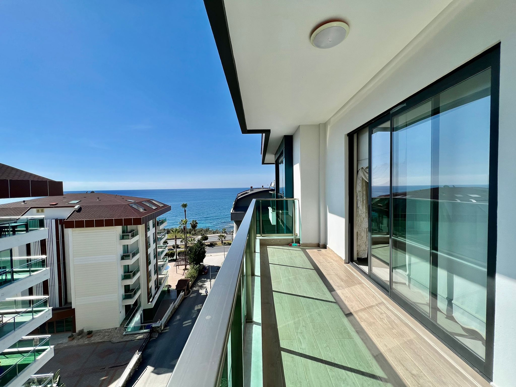 Ylellinen 5+1 huoneistonäkymä merelle ja vuorille, Alanya Kargicak