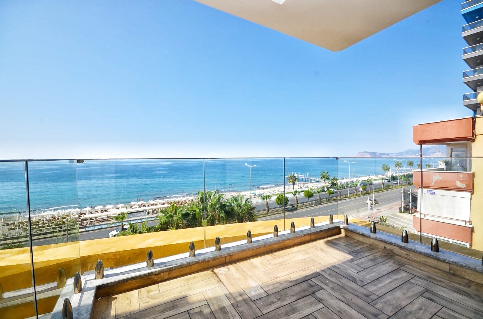Ylellinen 2+1 Huoneisto upeilla näkymillä, Alanya-Mahmutlar