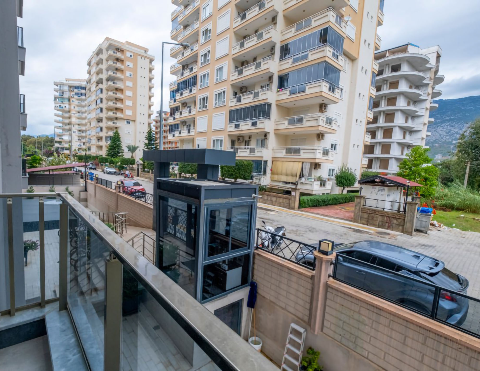 Luxuriöse 3+1 Wohnung mit Bergblick, Alanya - Mahmutlar