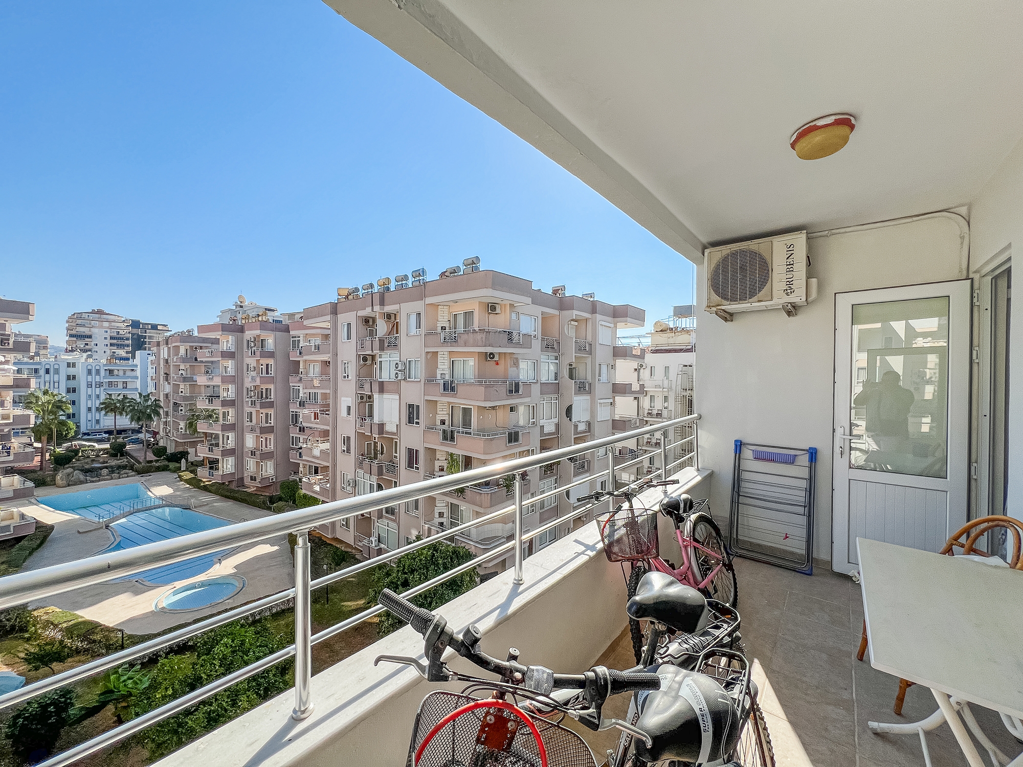 Bergblick 2+1 Wohnung in Mahmutlar, Alanya