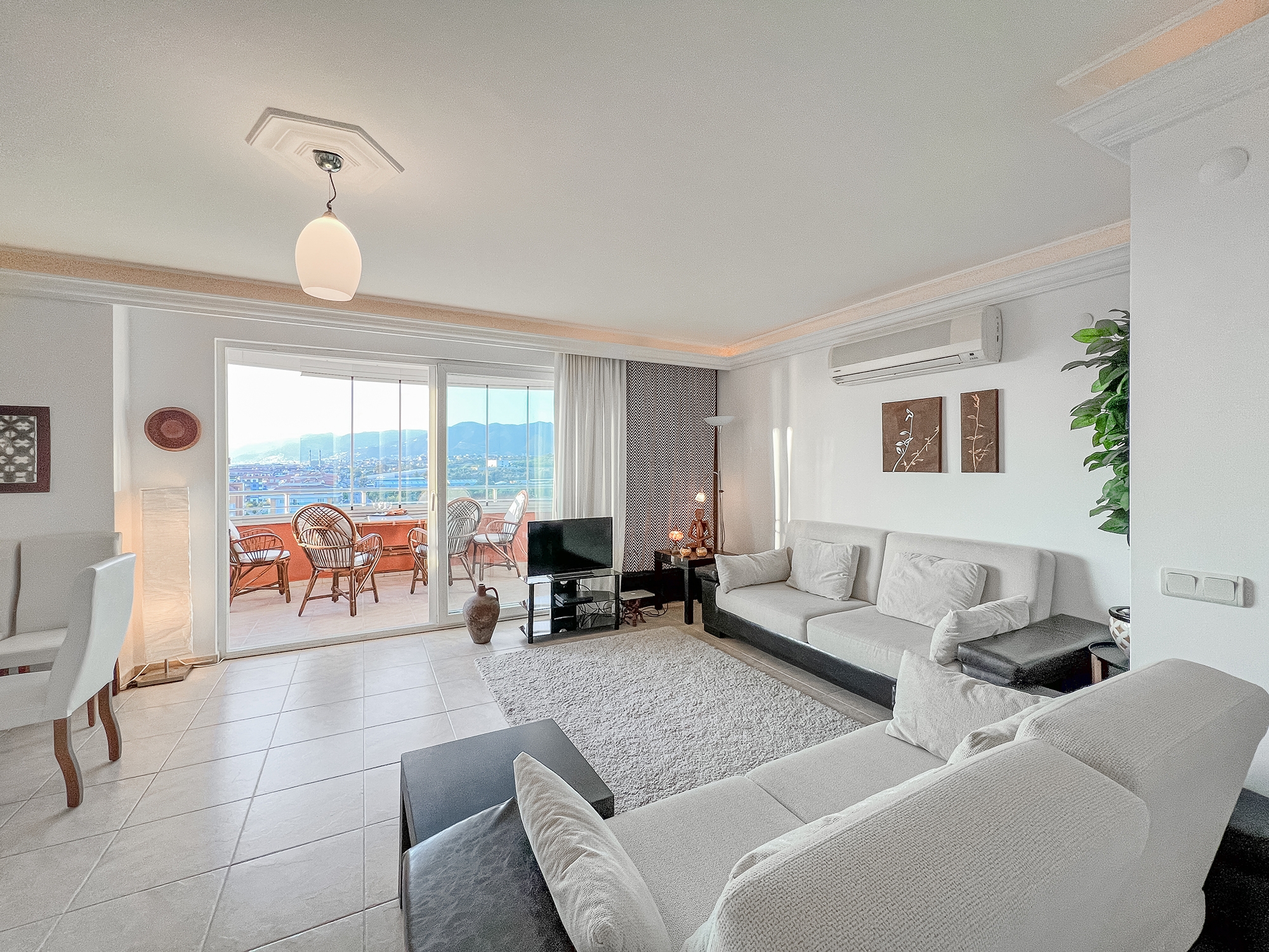 Luxuriöse 2+1 Wohnung mit Meerblick und Burgblick, Alanya - Mahmutlar
