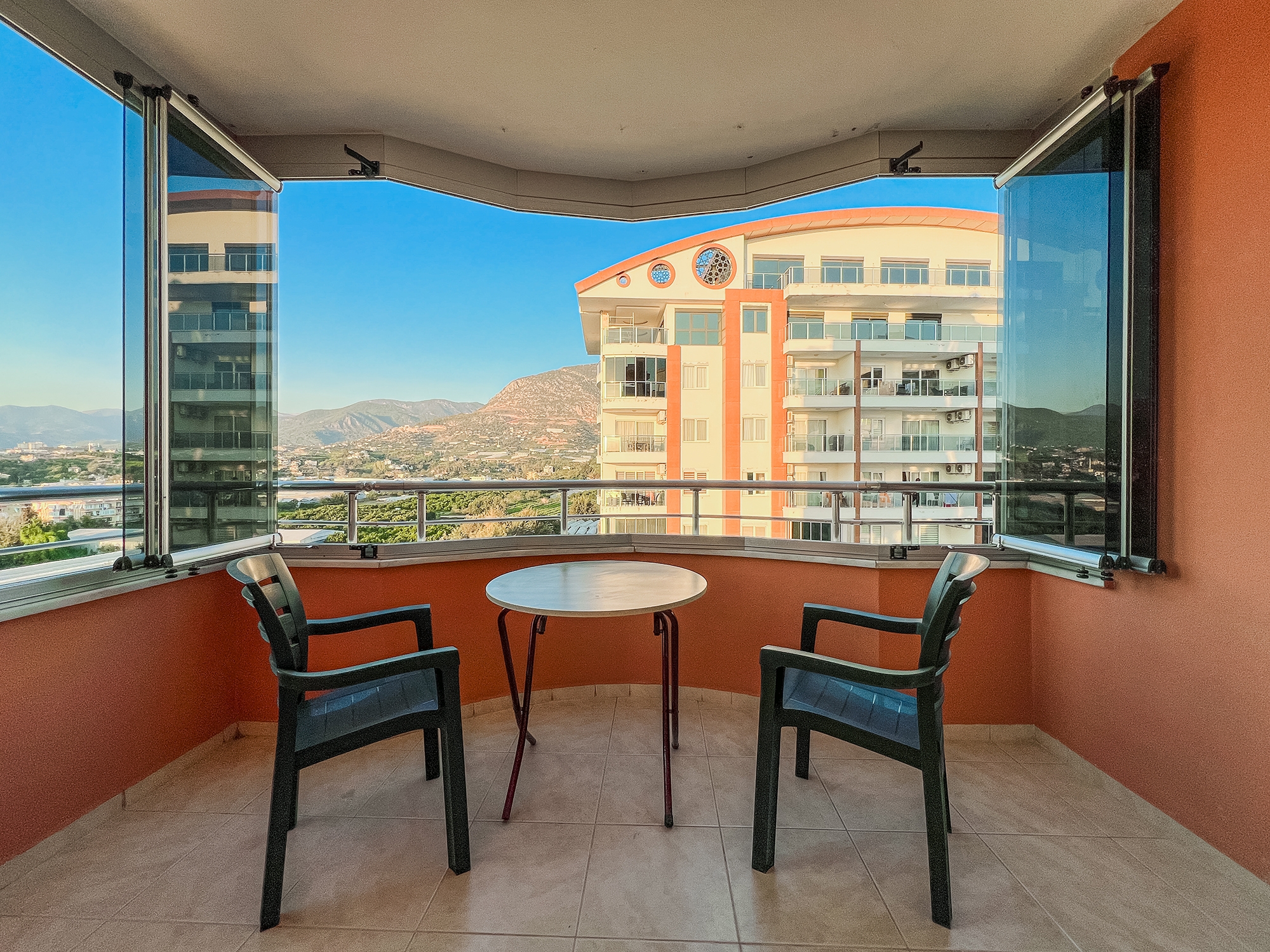 Luxuriöse 2+1 Wohnung mit Meerblick und Burgblick, Alanya - Mahmutlar