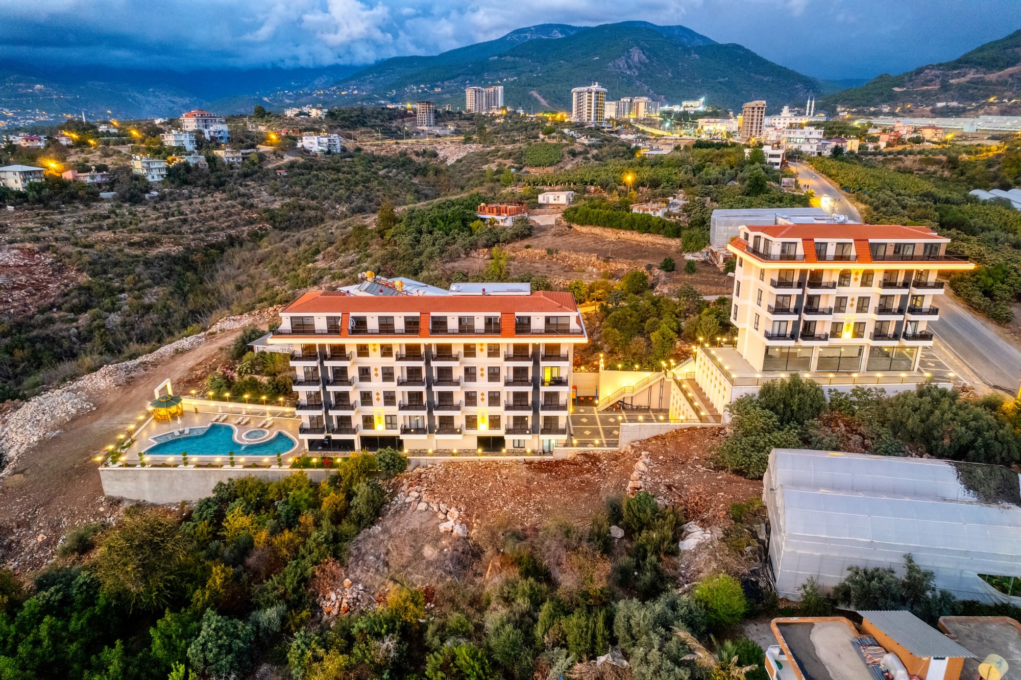 Luxury 3+1 Apartment with Sea and Castle Views, Alanya - Kestel