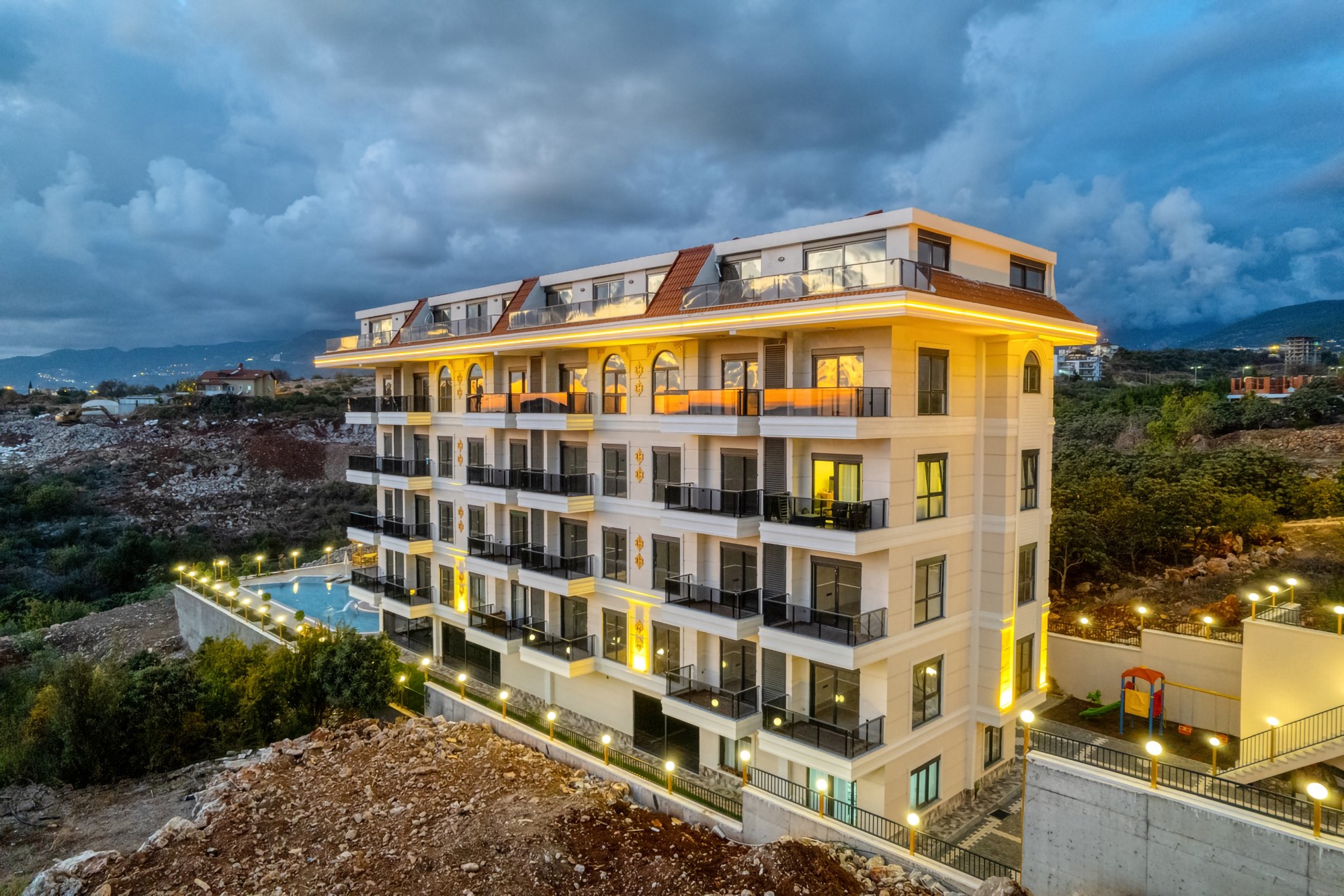 Luxury 3+1 Apartment with Sea and Castle Views, Alanya - Kestel
