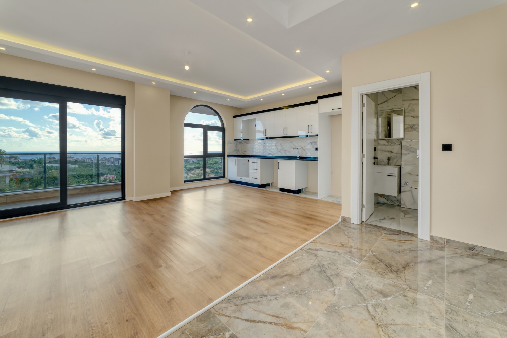 Luxury 3+1 Apartment with Sea and Castle Views, Alanya - Kestel