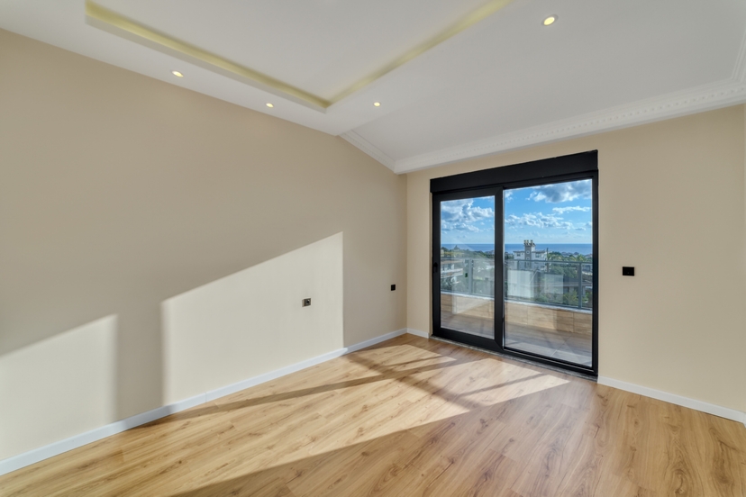 Luxury 3+1 Apartment with Sea and Castle Views, Alanya - Kestel