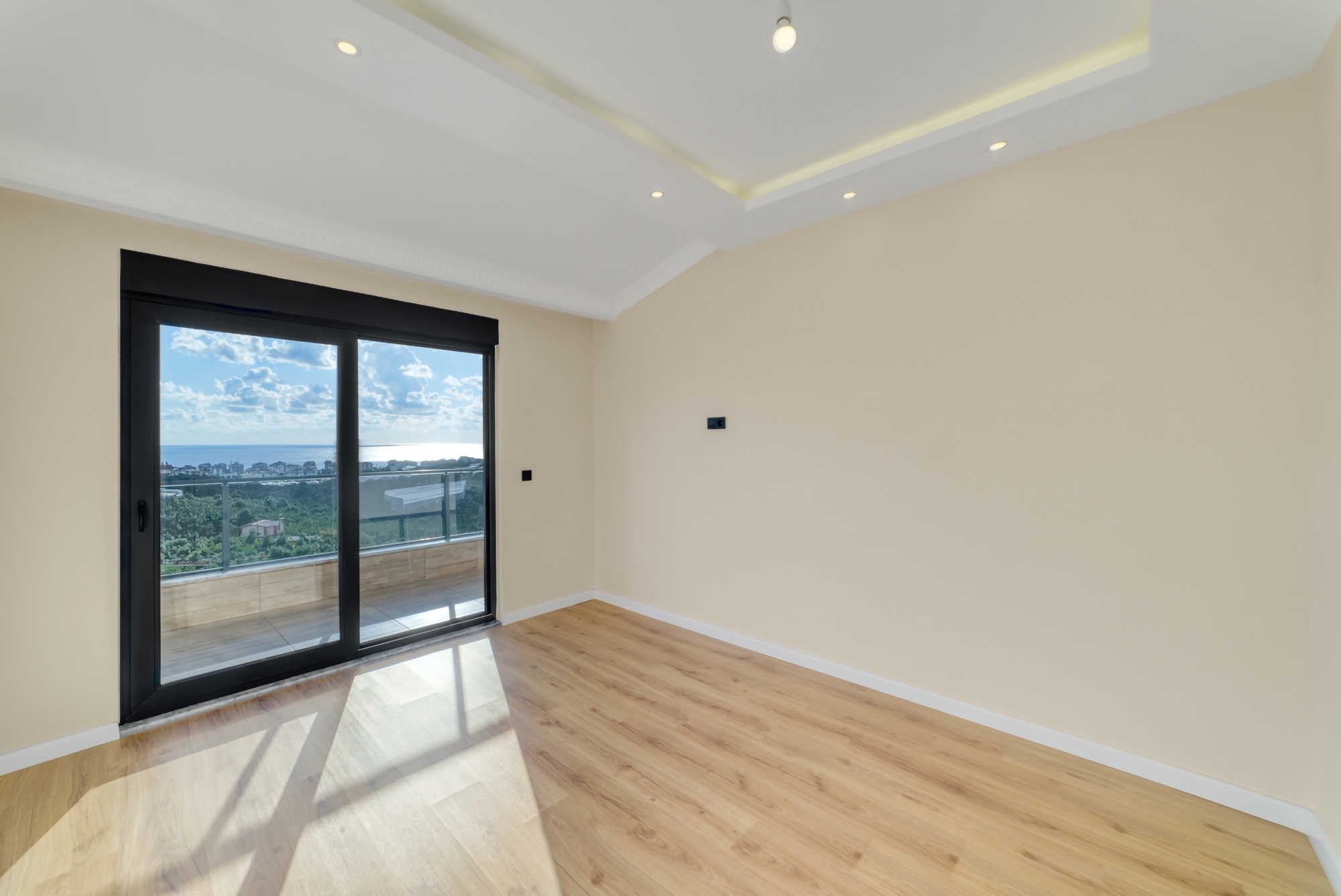 Luxury 3+1 Apartment with Sea and Castle Views, Alanya - Kestel