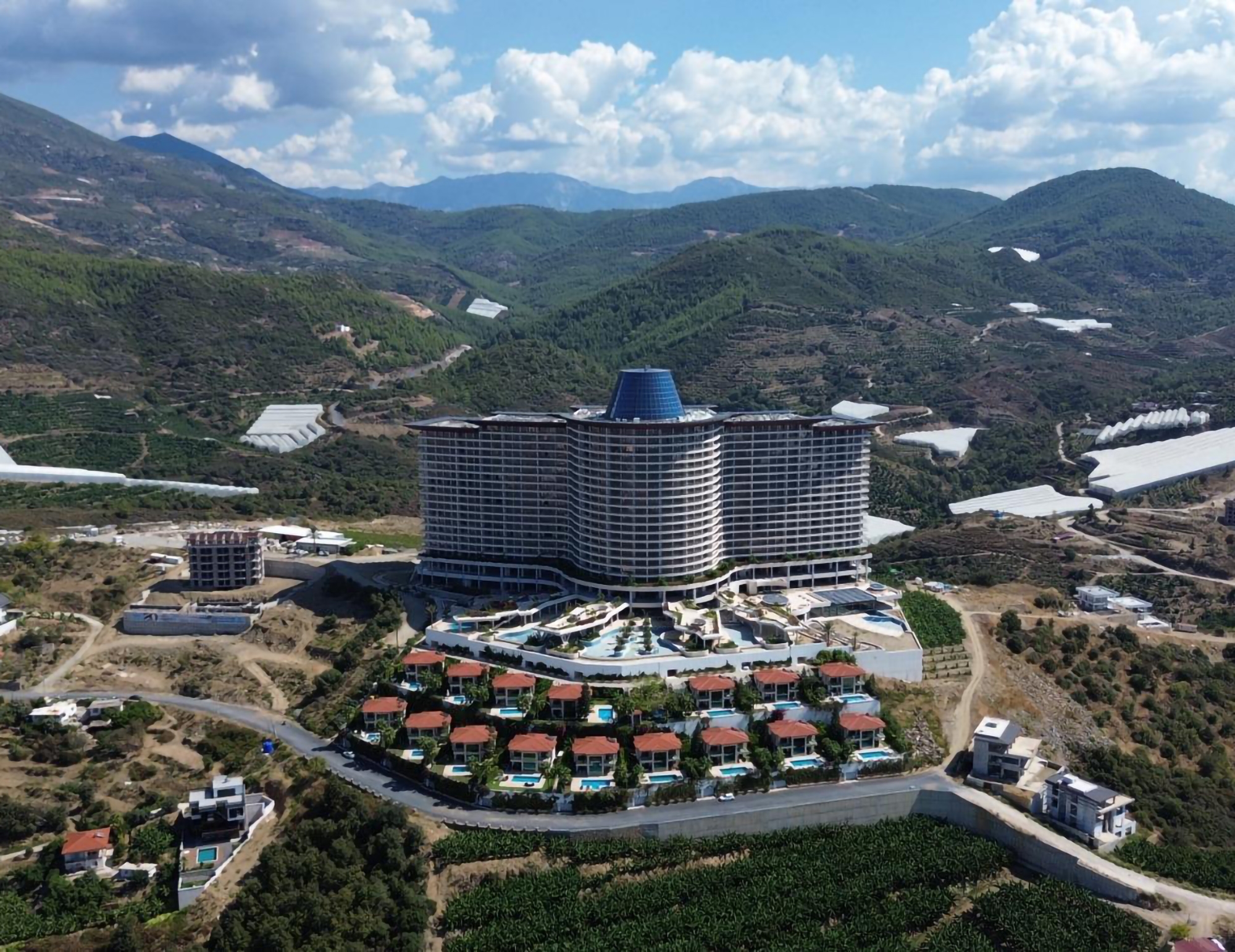 Luxurious 1+1 Apartment with Sea and Mountain Views, Alanya - Kargicak