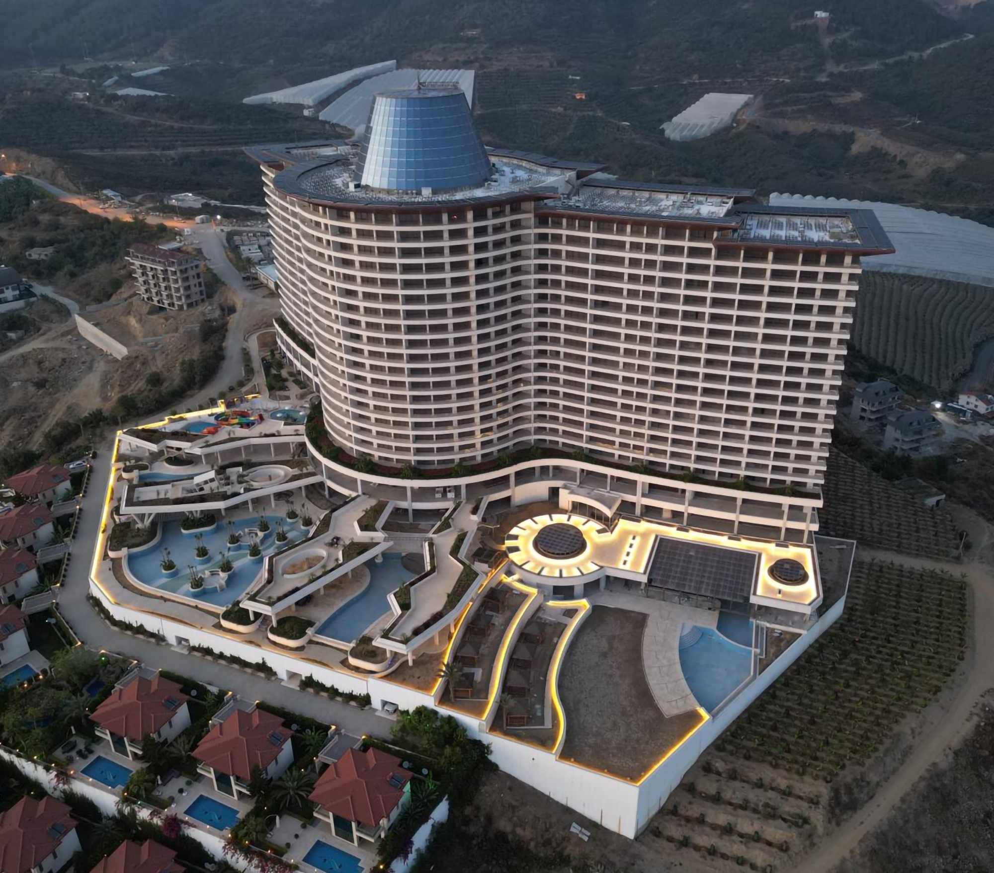 Luxurious 1+1 Apartment with Sea and Mountain Views, Alanya - Kargicak