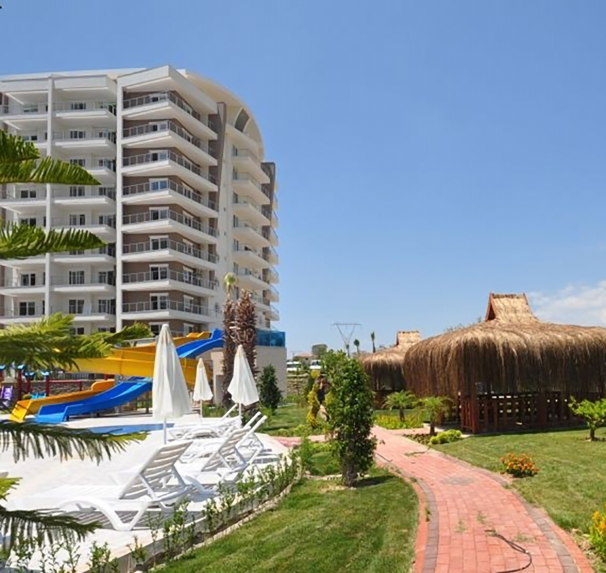 Luksuriøs 1+1 leilighet med fjellutsikt i Avsallar, Alanya