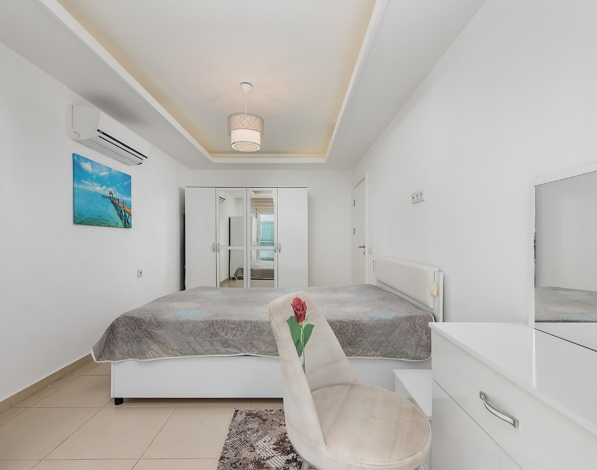 Luksuriøs 1+1 leilighet med fjellutsikt i Avsallar, Alanya