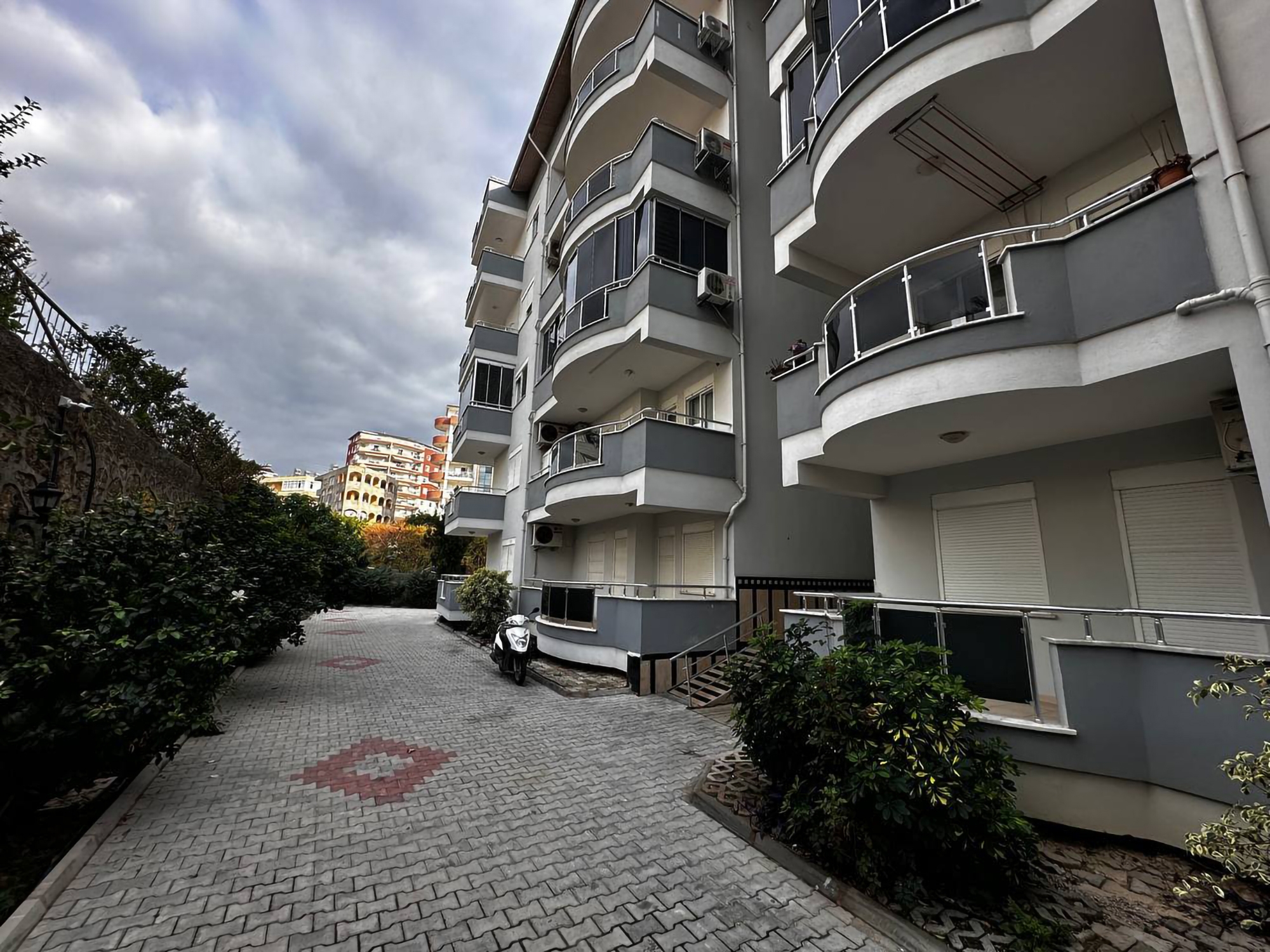 Moderni 2+1 asunto vuorinäköalalla, Alanya Avsallar