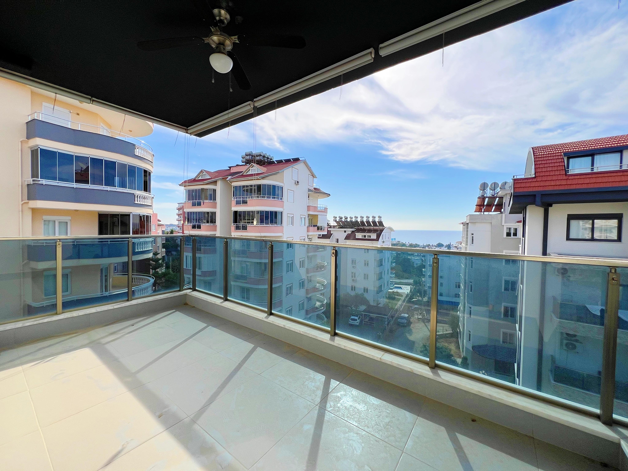 Atemberaubendes Penthouse mit Meerblick in Avsallar
