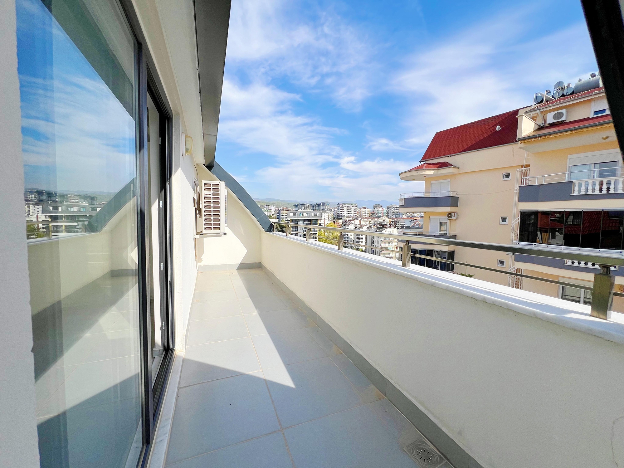 Atemberaubendes Penthouse mit Meerblick in Avsallar
