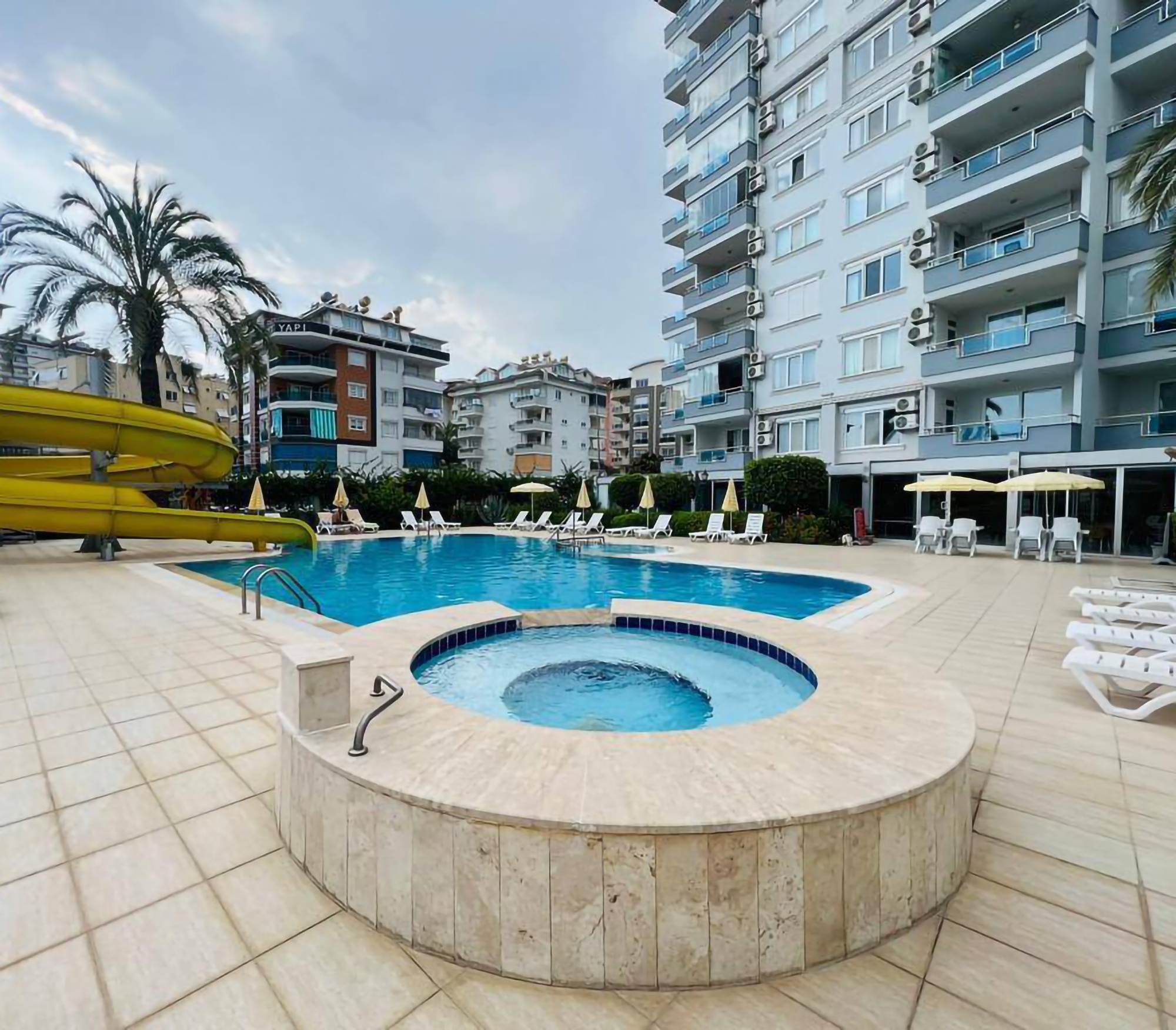 Upea 1+1 Huoneisto meri- ja linnäkymillä, Alanya - Cikcilli