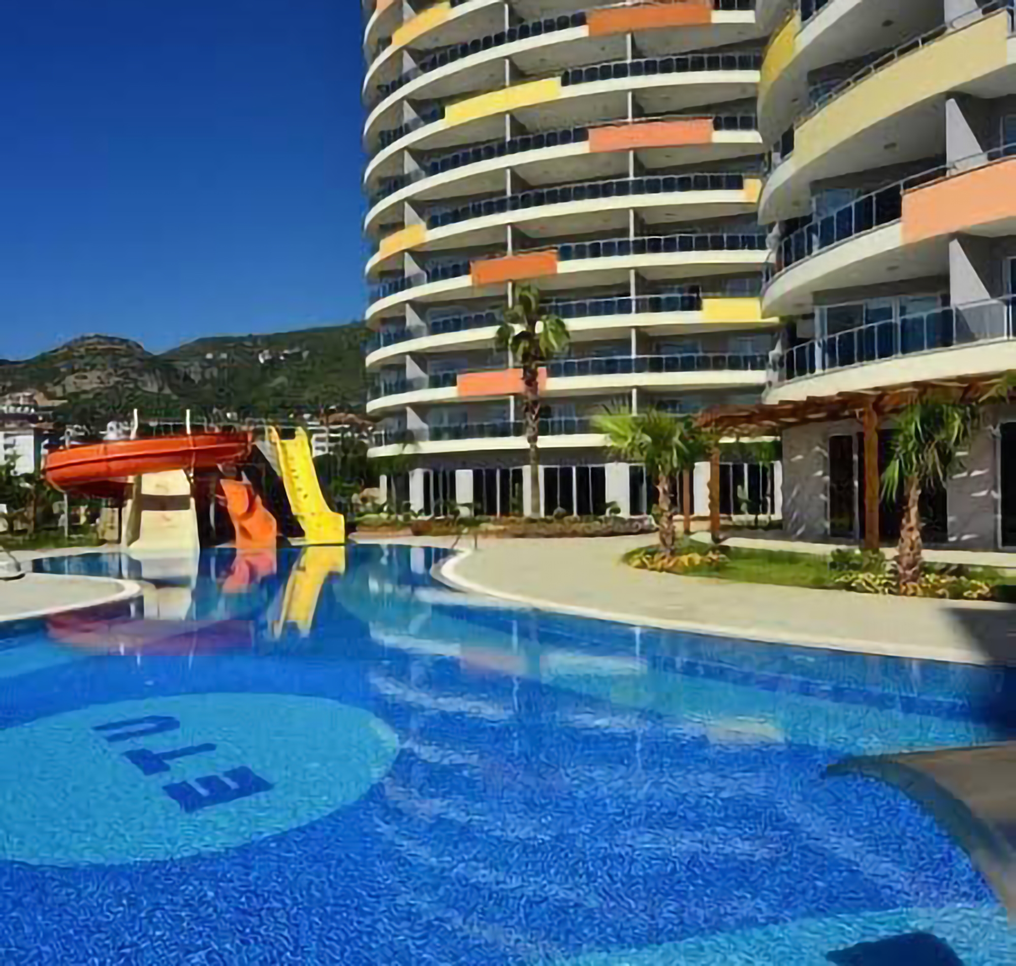 Luxuriöses 2+1 Apartment mit atemberaubendem Ausblick in Cikcilli, Alanya