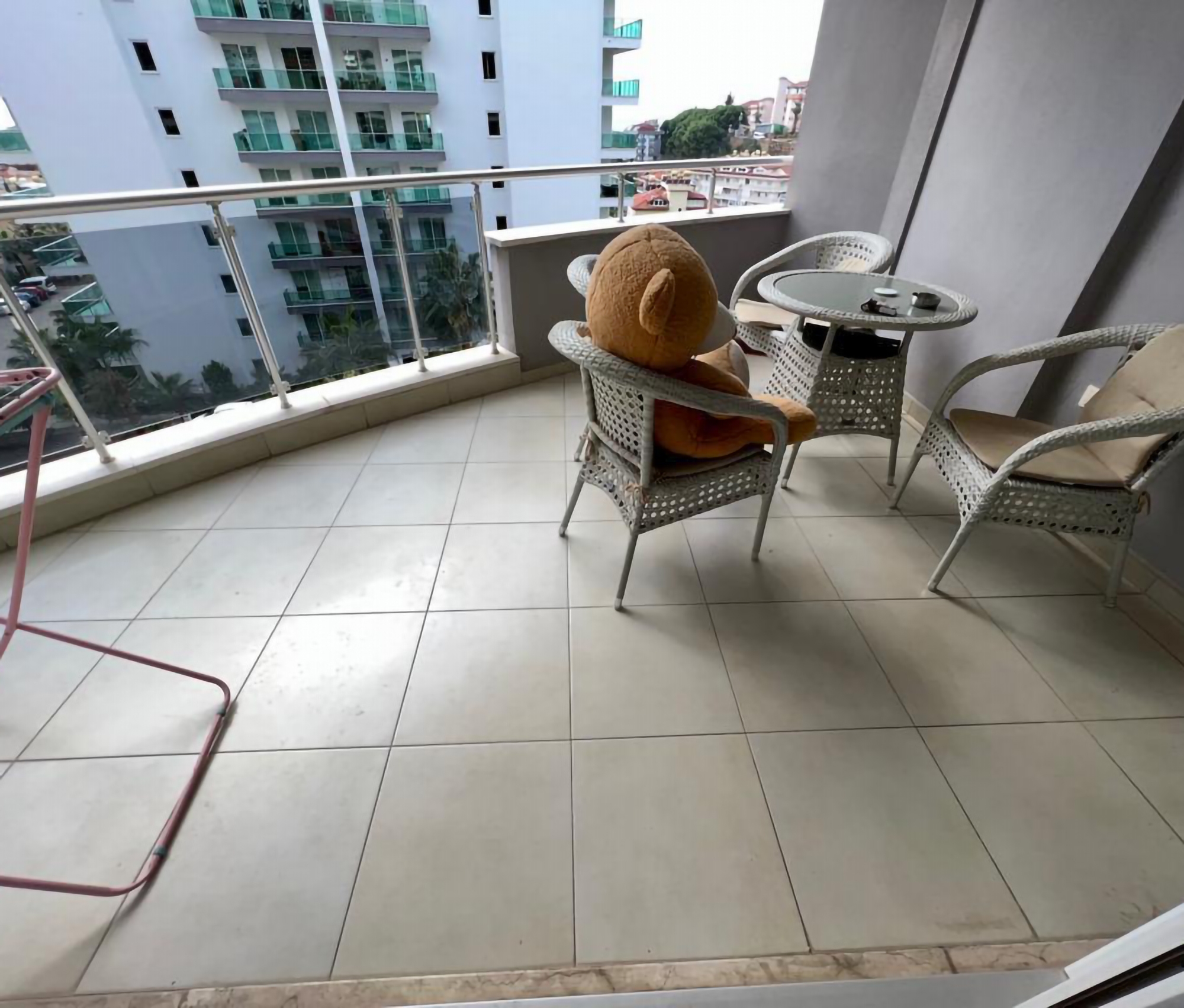 Luxuriöses 2+1 Apartment mit atemberaubendem Ausblick in Cikcilli, Alanya