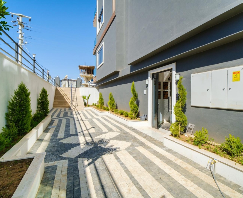 Luxury 2+1 Apartment with Mountain View in Alanya, Oba
