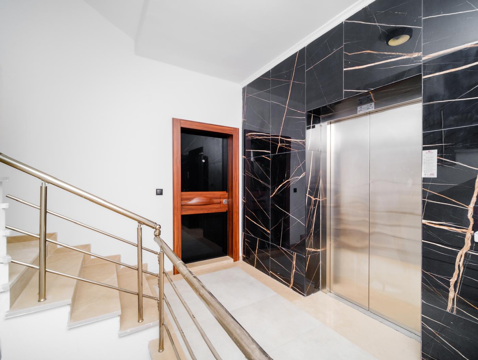 Luxury 2+1 Apartment with Mountain View in Alanya, Oba