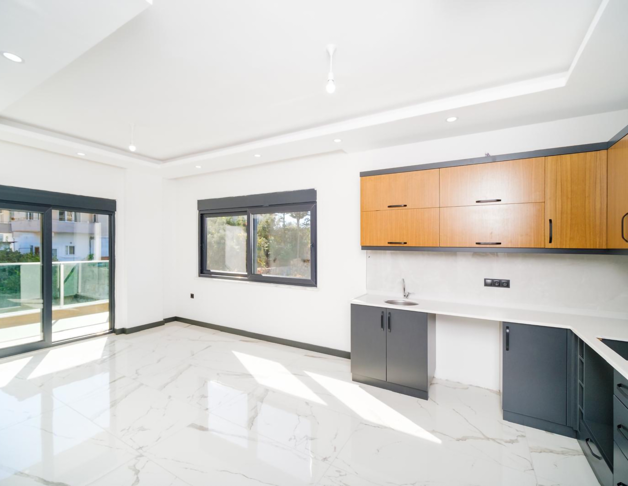 Luxury 2+1 Apartment with Mountain View in Alanya, Oba