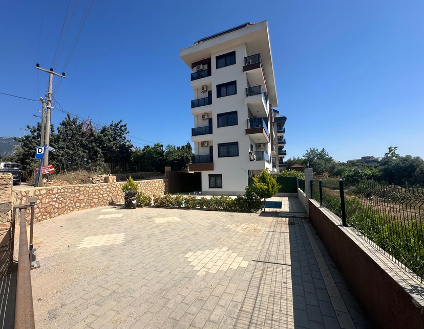 Vuorinäkymillä varustettu 2+1 asunto Oba, Alanya