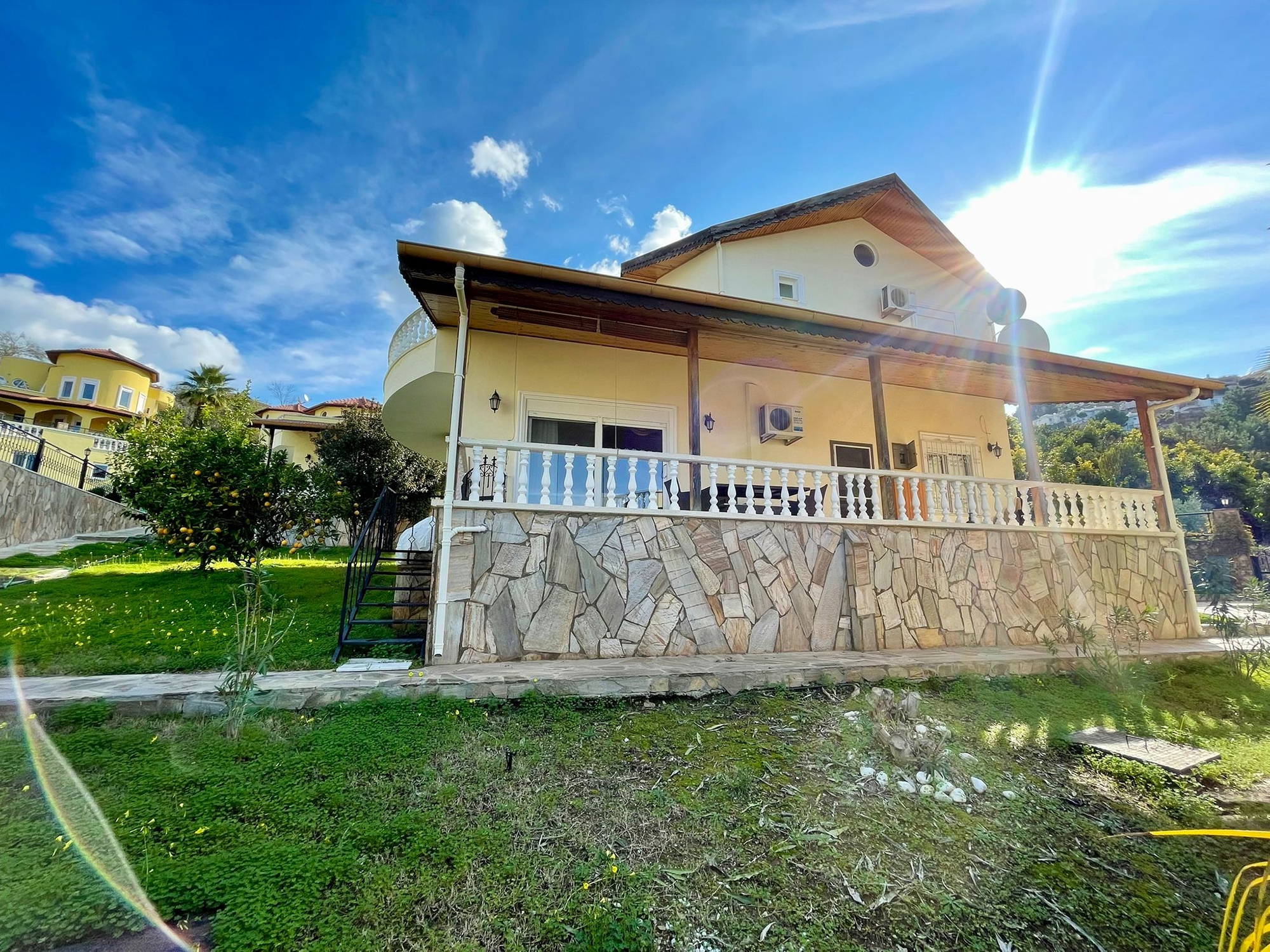 Fantastisk Udsigt 3+1 Villa i Kargicak, Alanya
