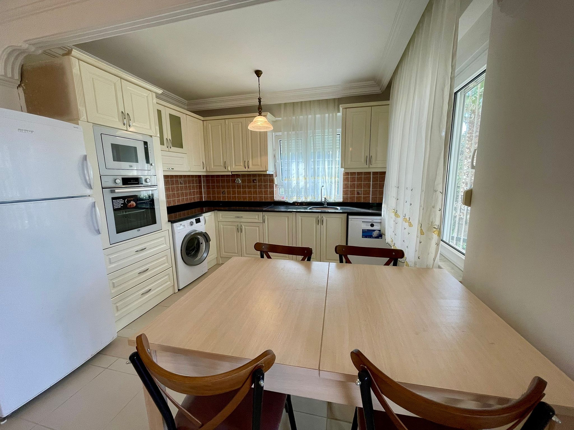 Fantastisk Udsigt 3+1 Villa i Kargicak, Alanya