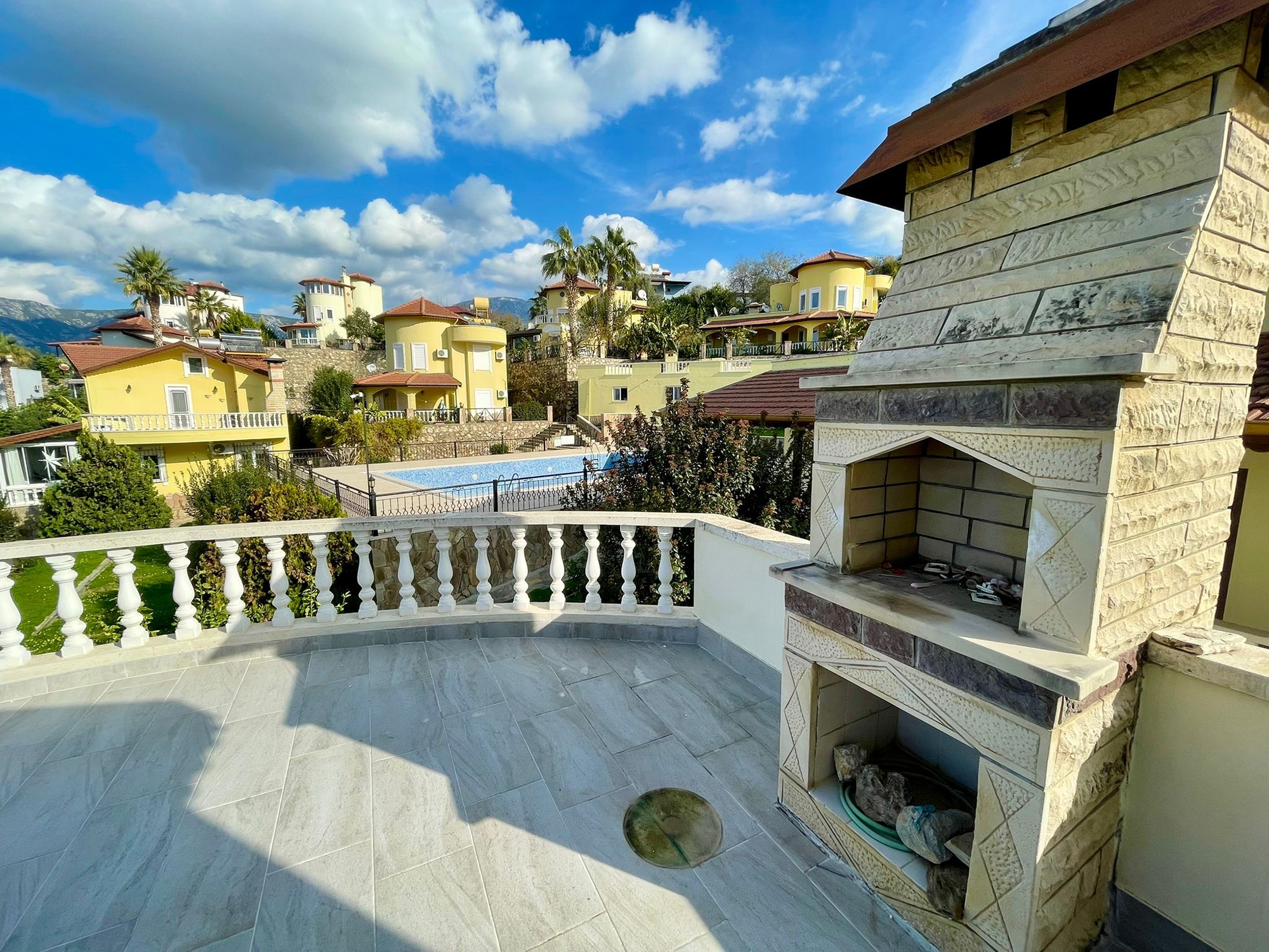 Fantastisk Udsigt 3+1 Villa i Kargicak, Alanya