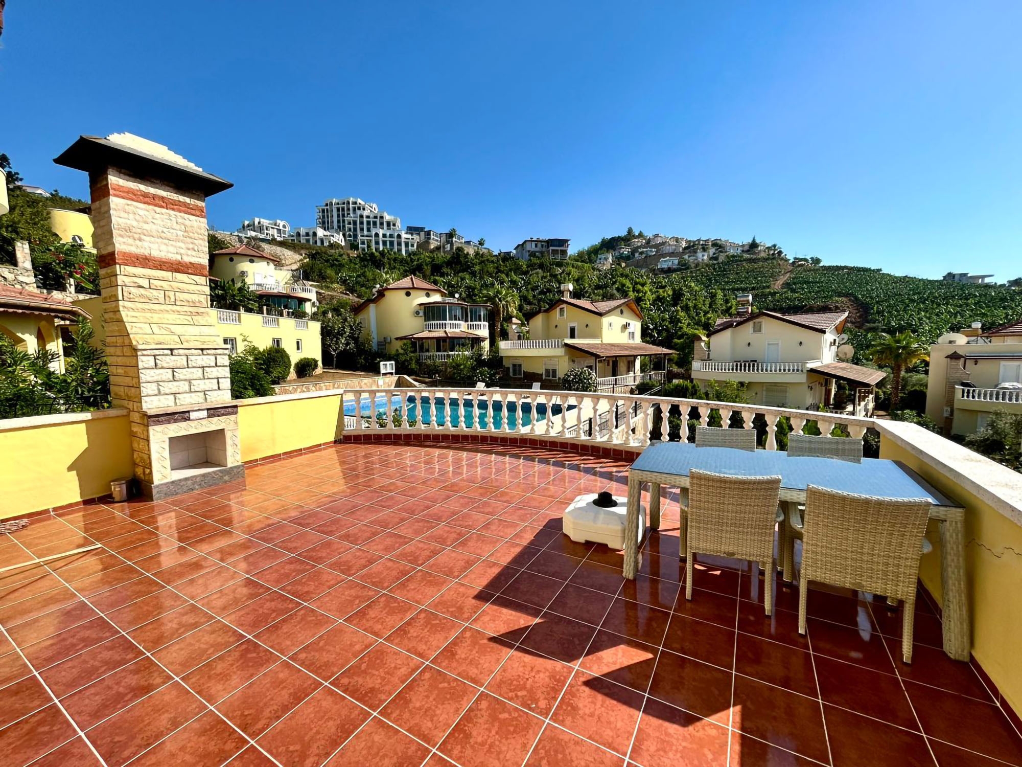 Atemberaubende Meer- und Burgblick-Villa in Kargicak, Alanya