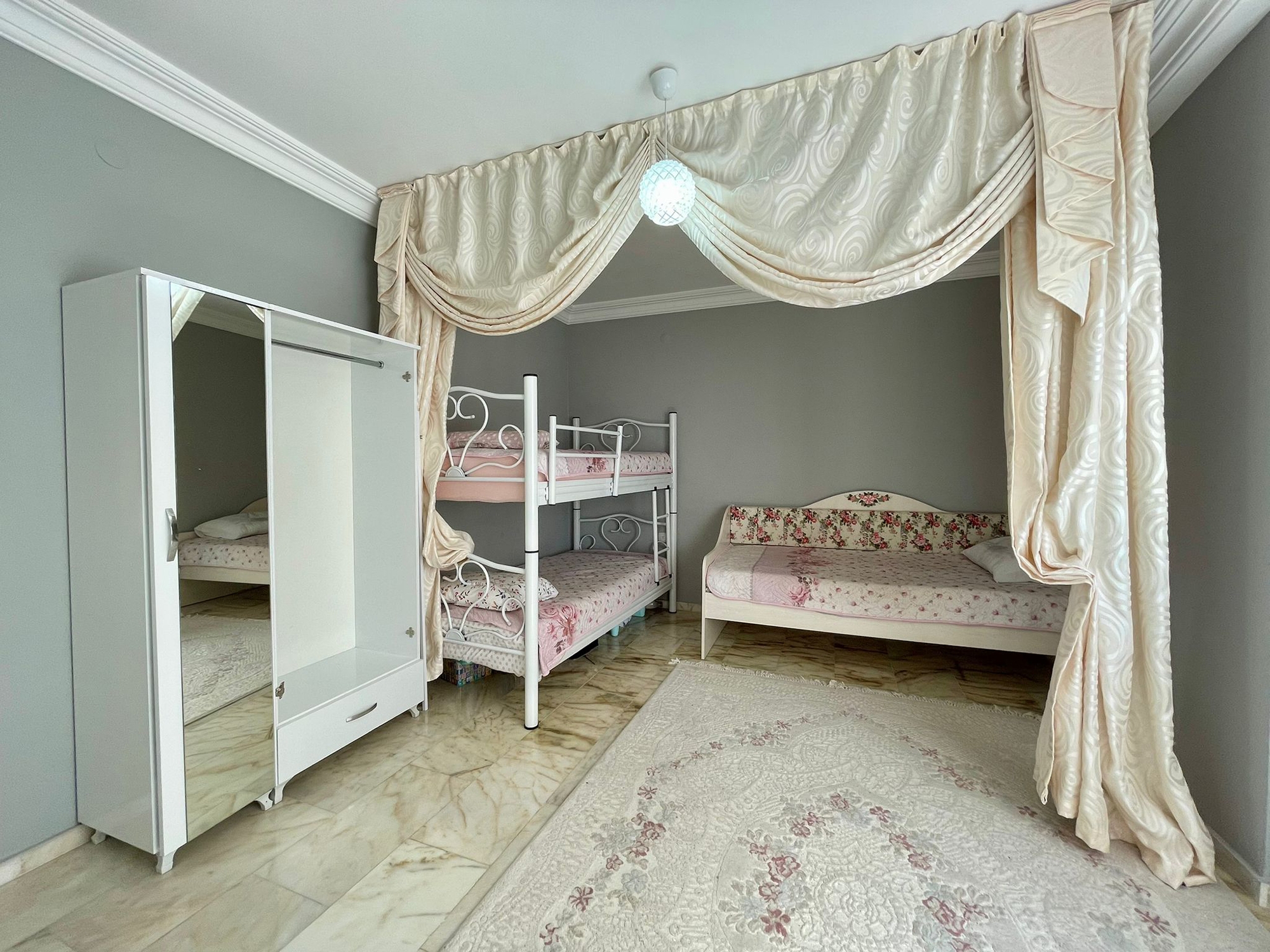 Modernes 2+1 Apartment mit Bergblick, Alanya - Mahmutlar