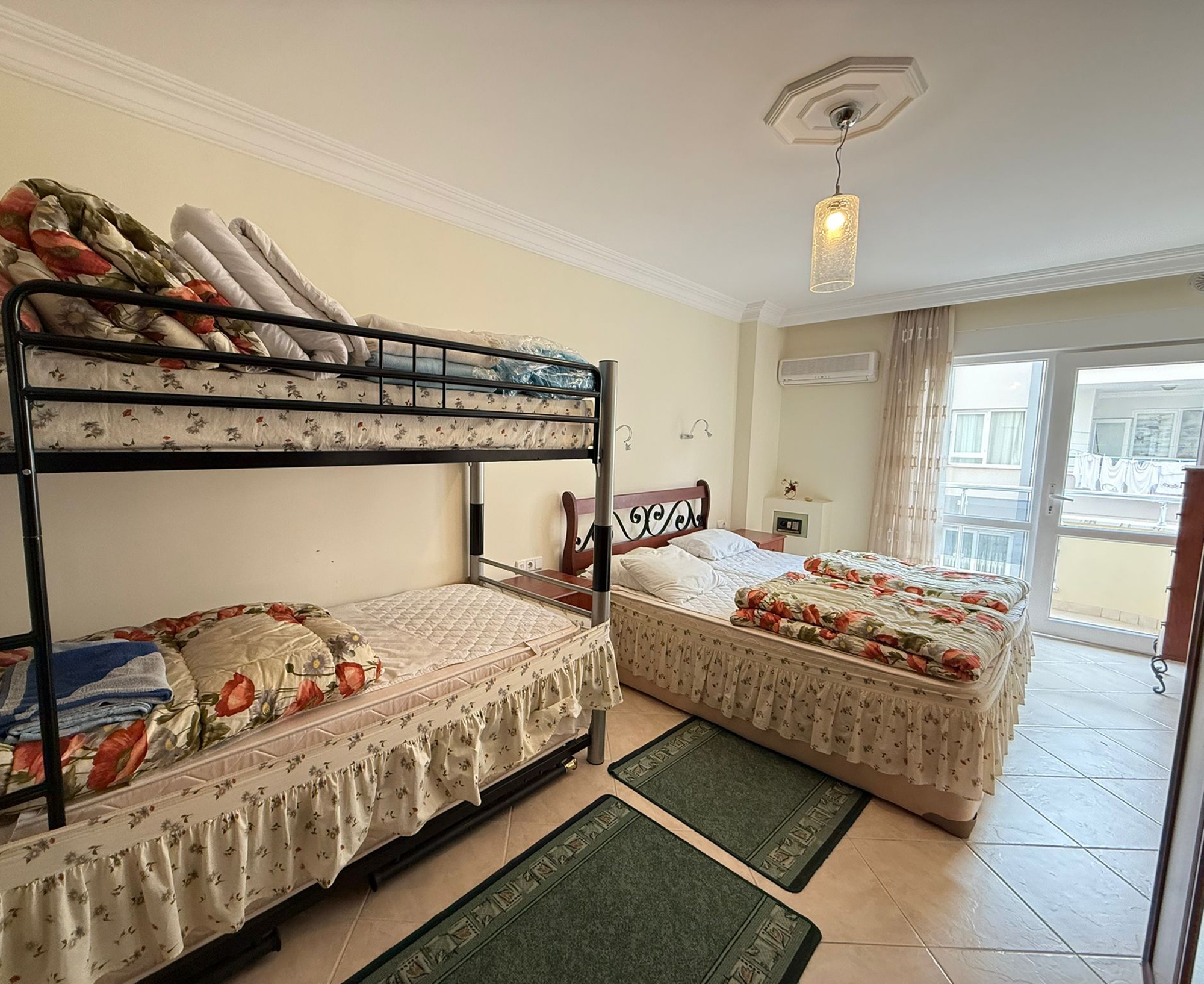 Bergblick 2+1 Wohnung in Mahmutlar, Alanya