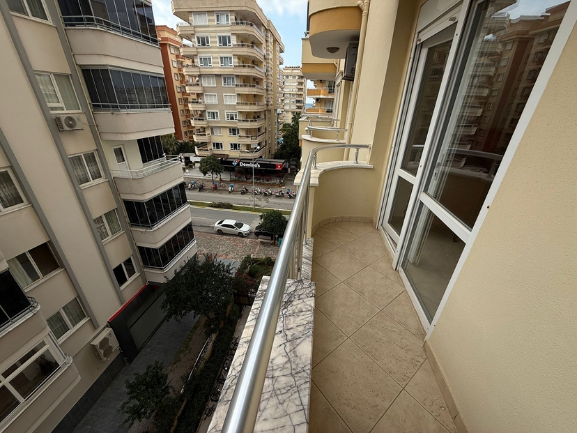 Bergblick 2+1 Wohnung in Mahmutlar, Alanya