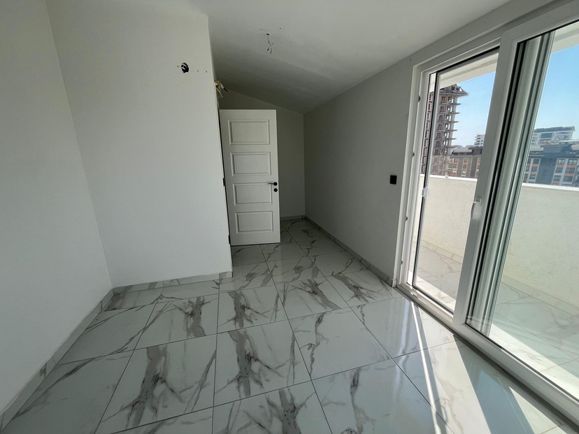 Luxury Mountain View Penthouse in Mahmutlar