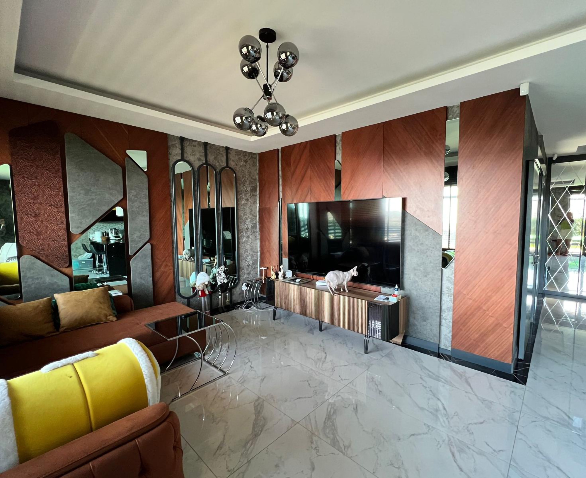 Luxuriöse 4+1 Gartenwohnung mit Meerblick und Burgblick in Alanya-Tepe