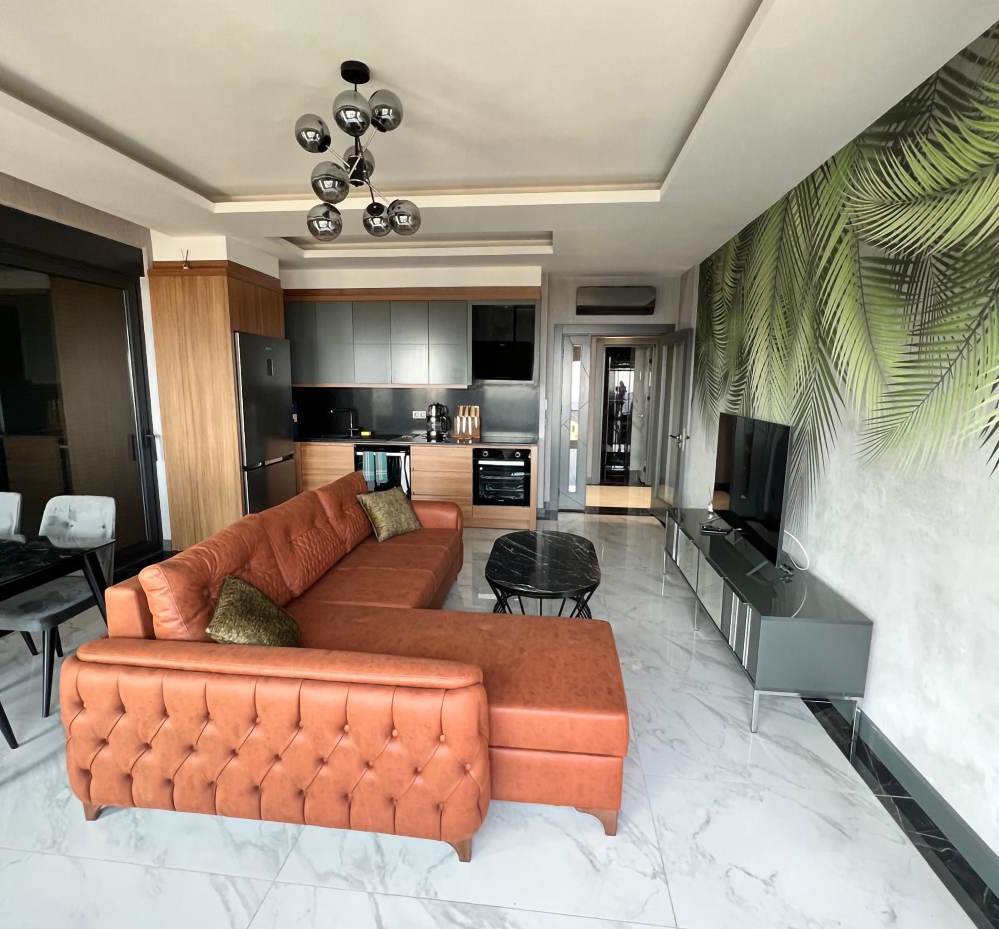 Luxuriöse 4+1 Gartenwohnung mit Meerblick und Burgblick in Alanya-Tepe