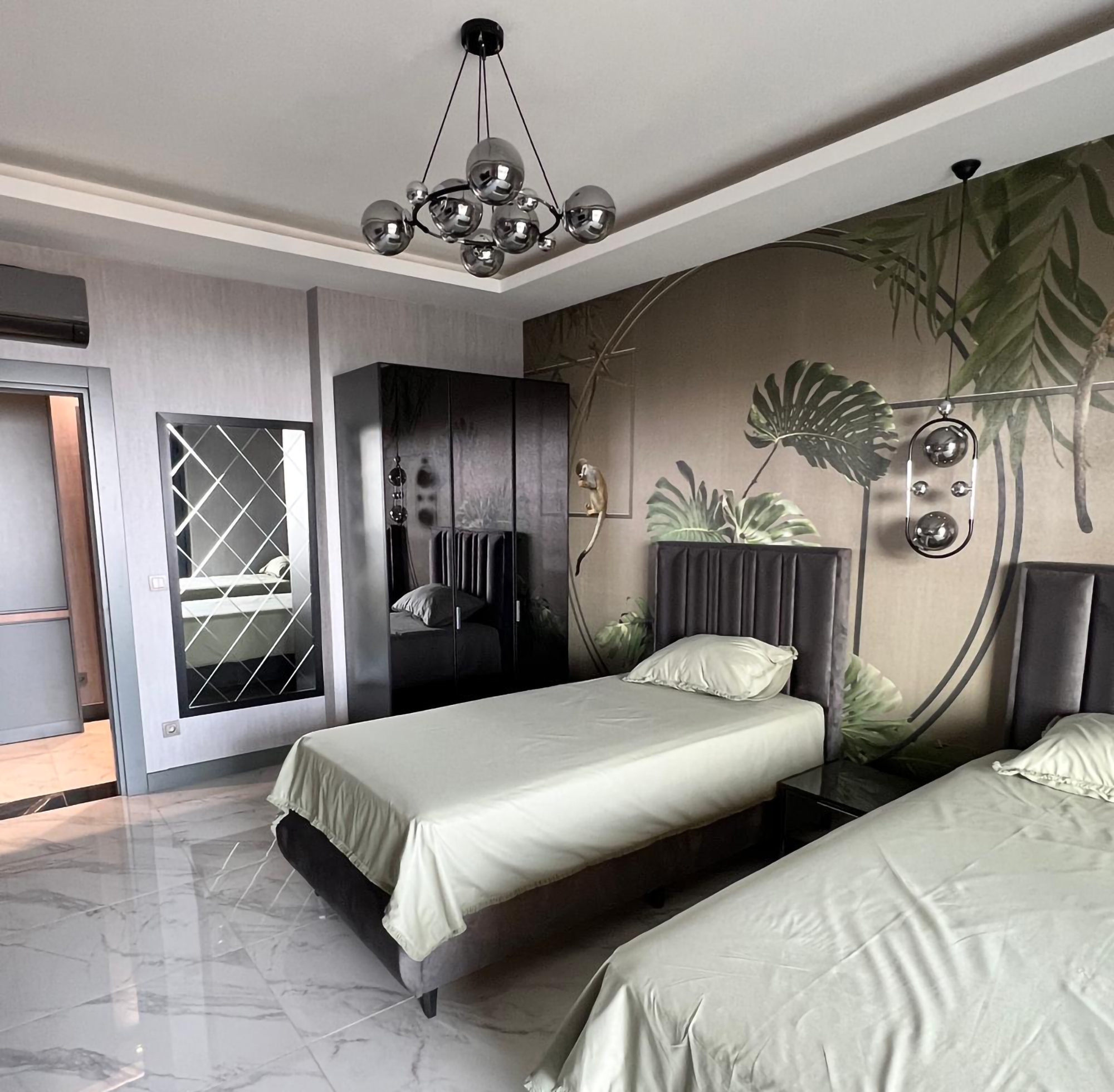 Luxuriöse 4+1 Gartenwohnung mit Meerblick und Burgblick in Alanya-Tepe