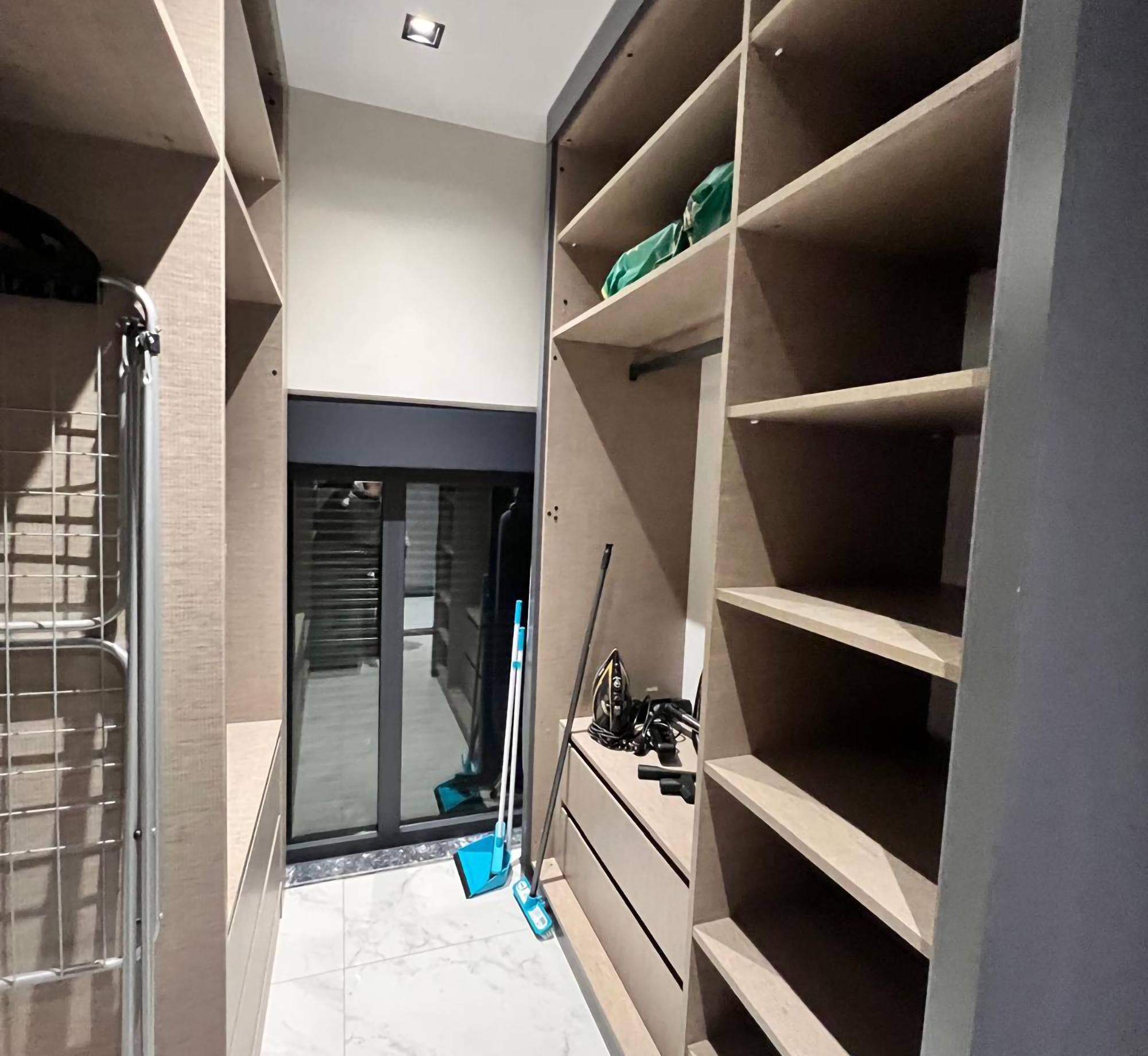 Luxuriöse 4+1 Gartenwohnung mit Meerblick und Burgblick in Alanya-Tepe
