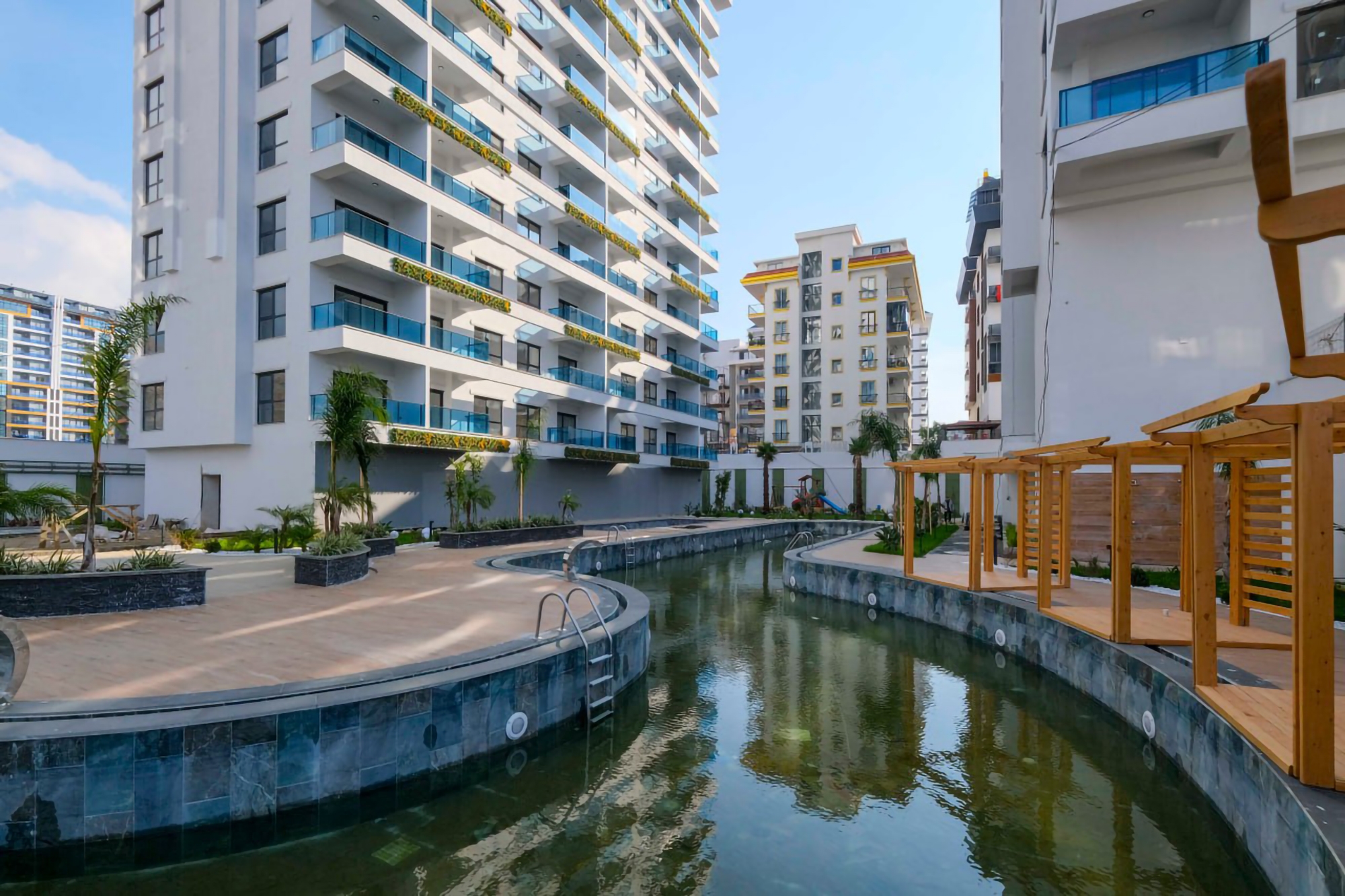 Luxuriöse 1+1 Wohnung mit Bergblick in Alanya