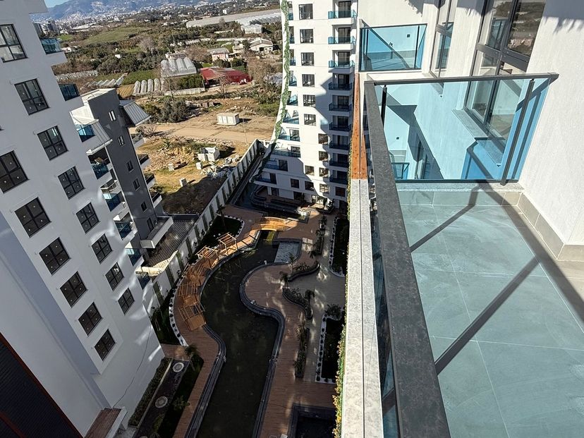 Luxuriöse 1+1 Wohnung mit Bergblick in Alanya