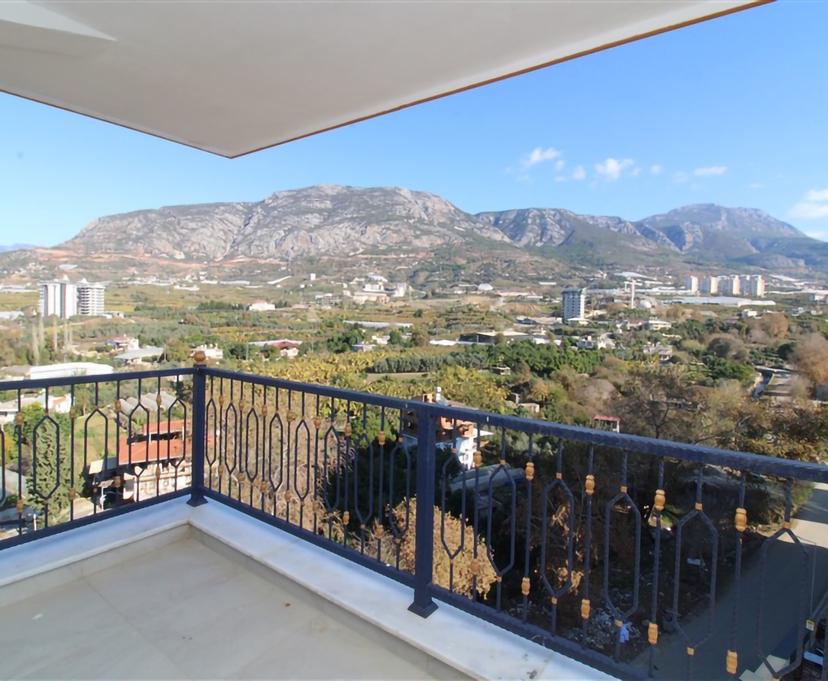 Luxuriöse 1+1 Wohnung mit Bergblick in Mahmutlar