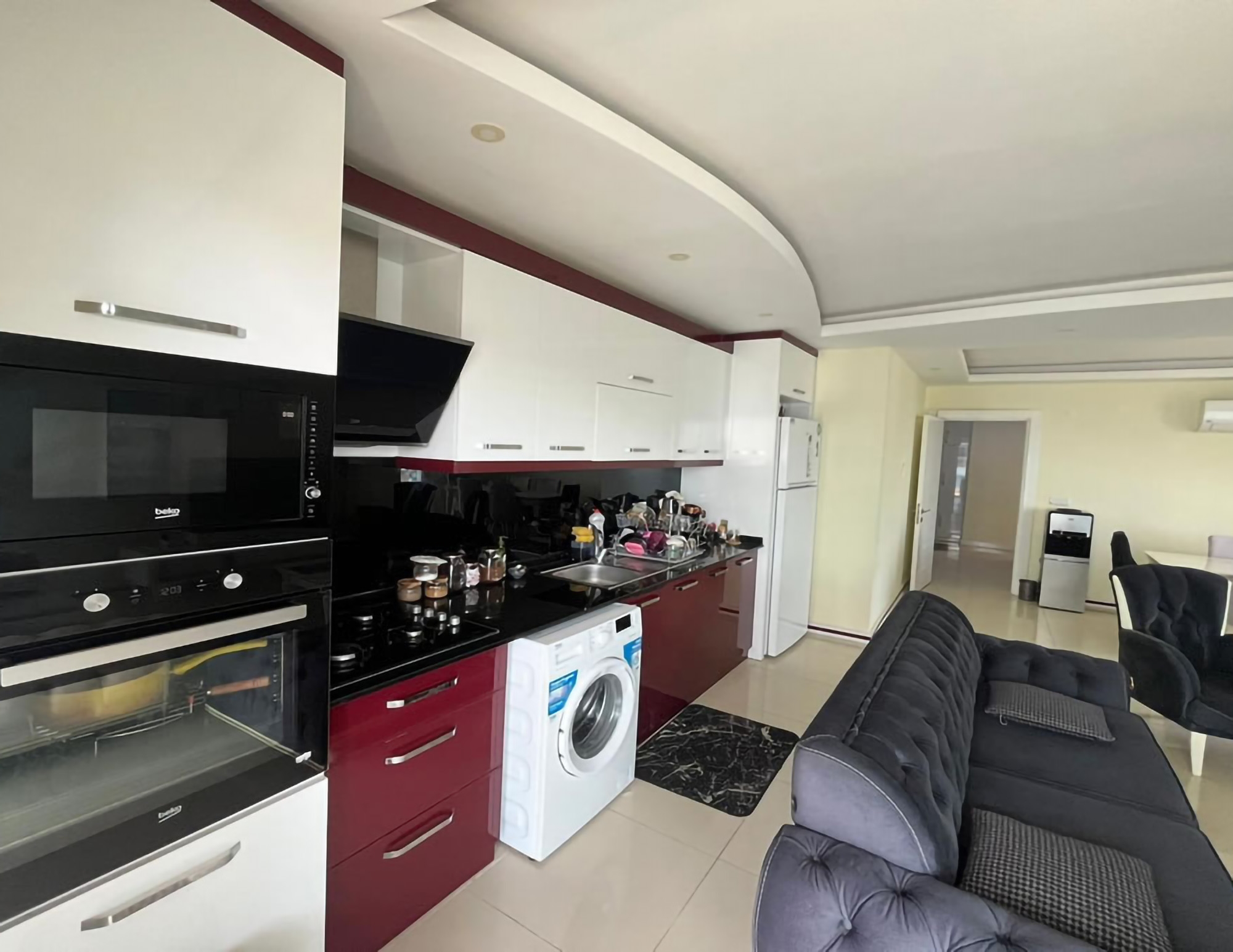 Lyxig 4+1 Takvåning med Bergsutsikt i Alanya