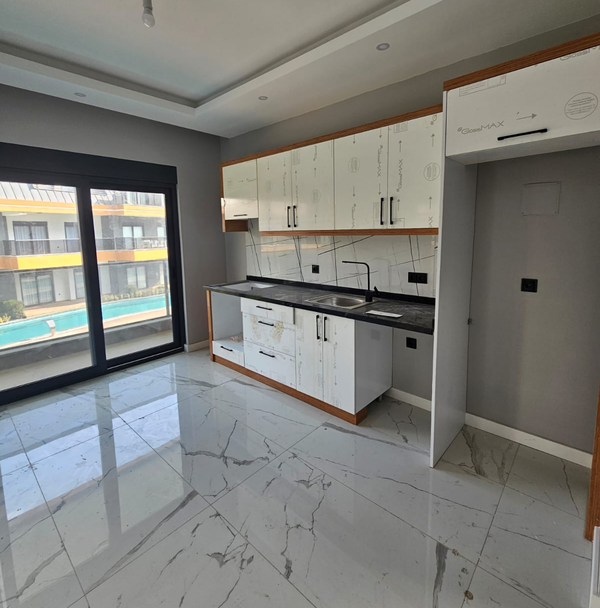 Ylellinen 4+1 kattohuoneisto vuorinäköalalla, Alanya - Avsallar
