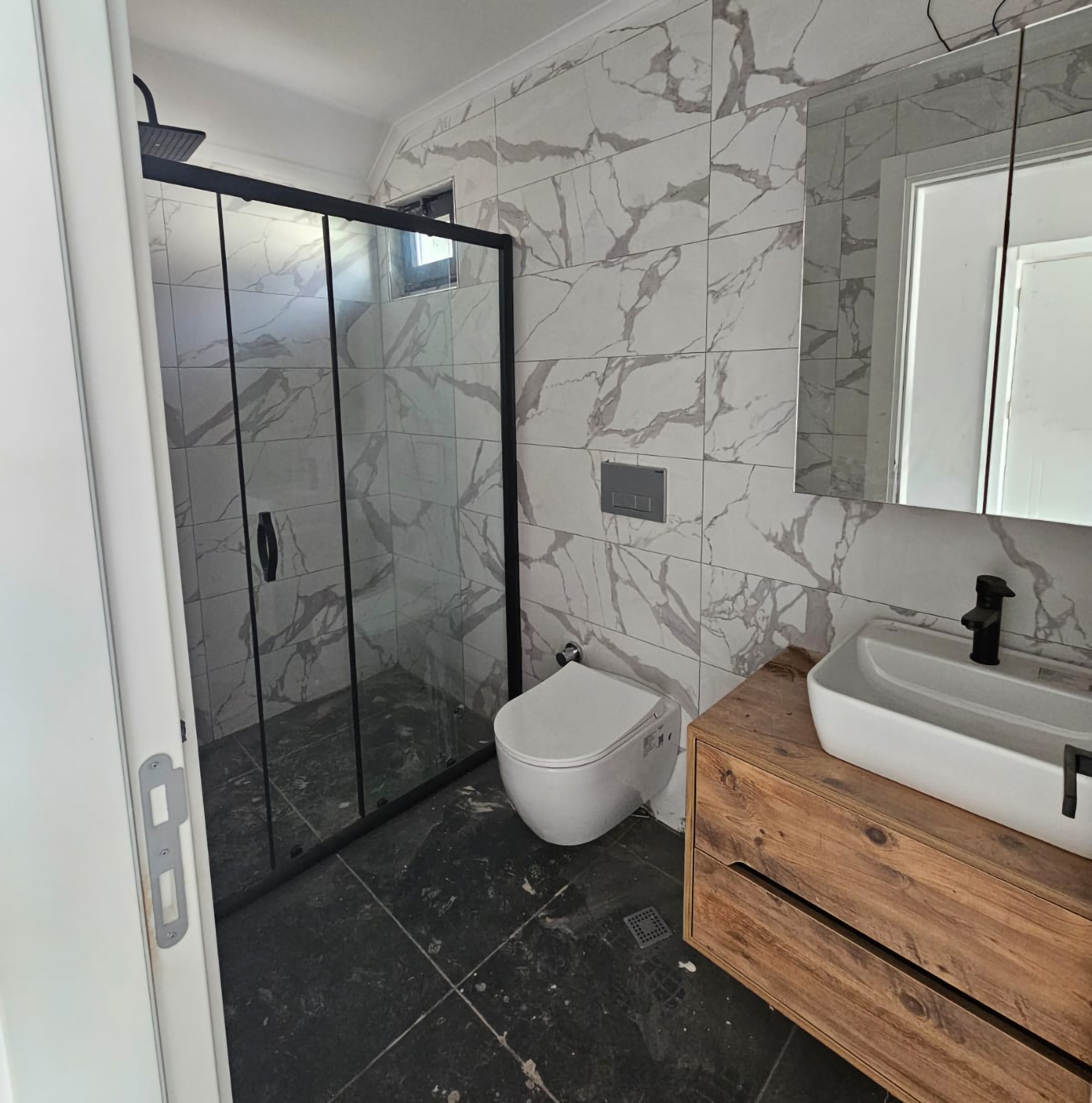 Ylellinen 4+1 kattohuoneisto vuorinäköalalla, Alanya - Avsallar