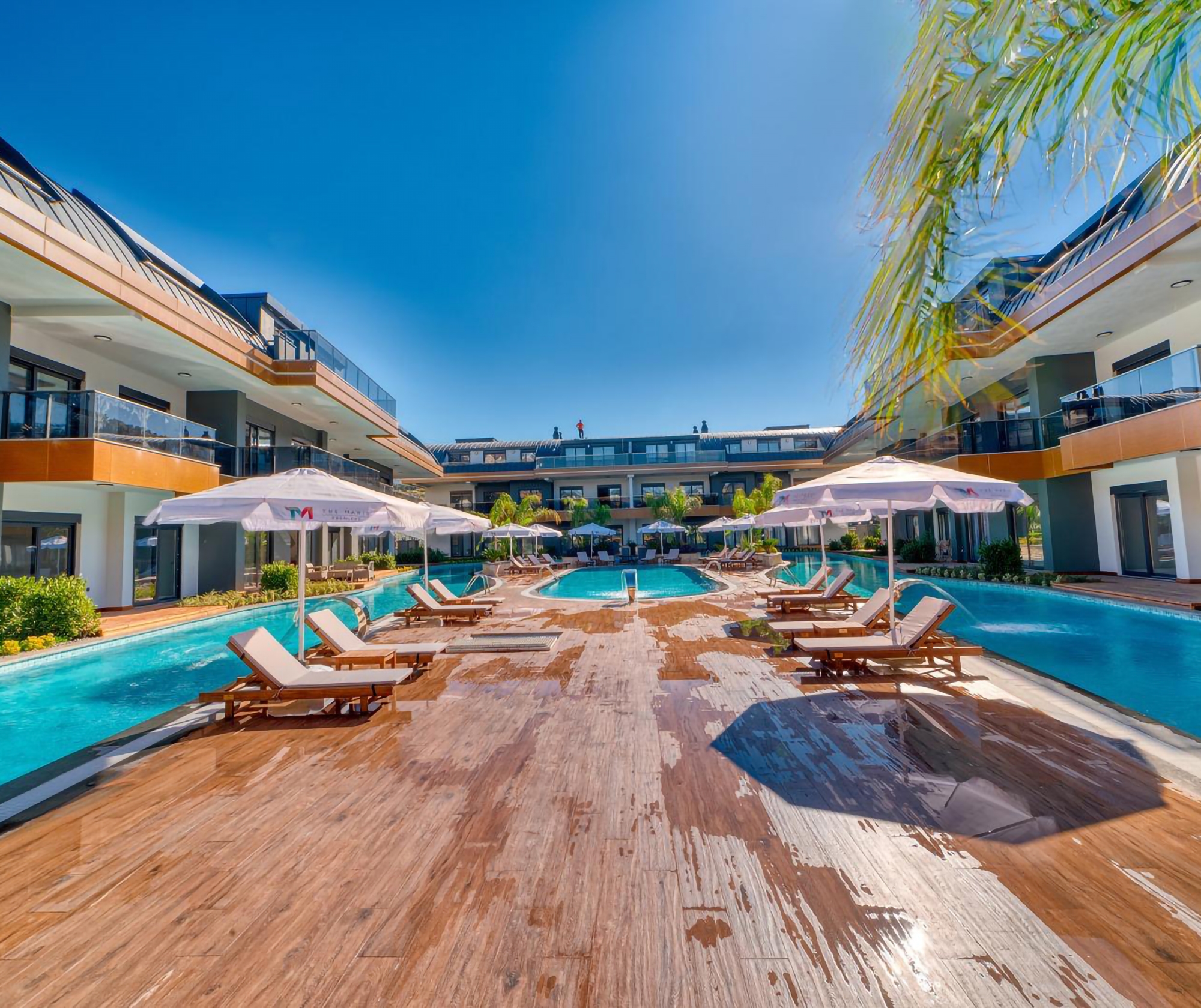 Luxurious 2+1 Penthouse with Mountain View in Avsallar, Alanya