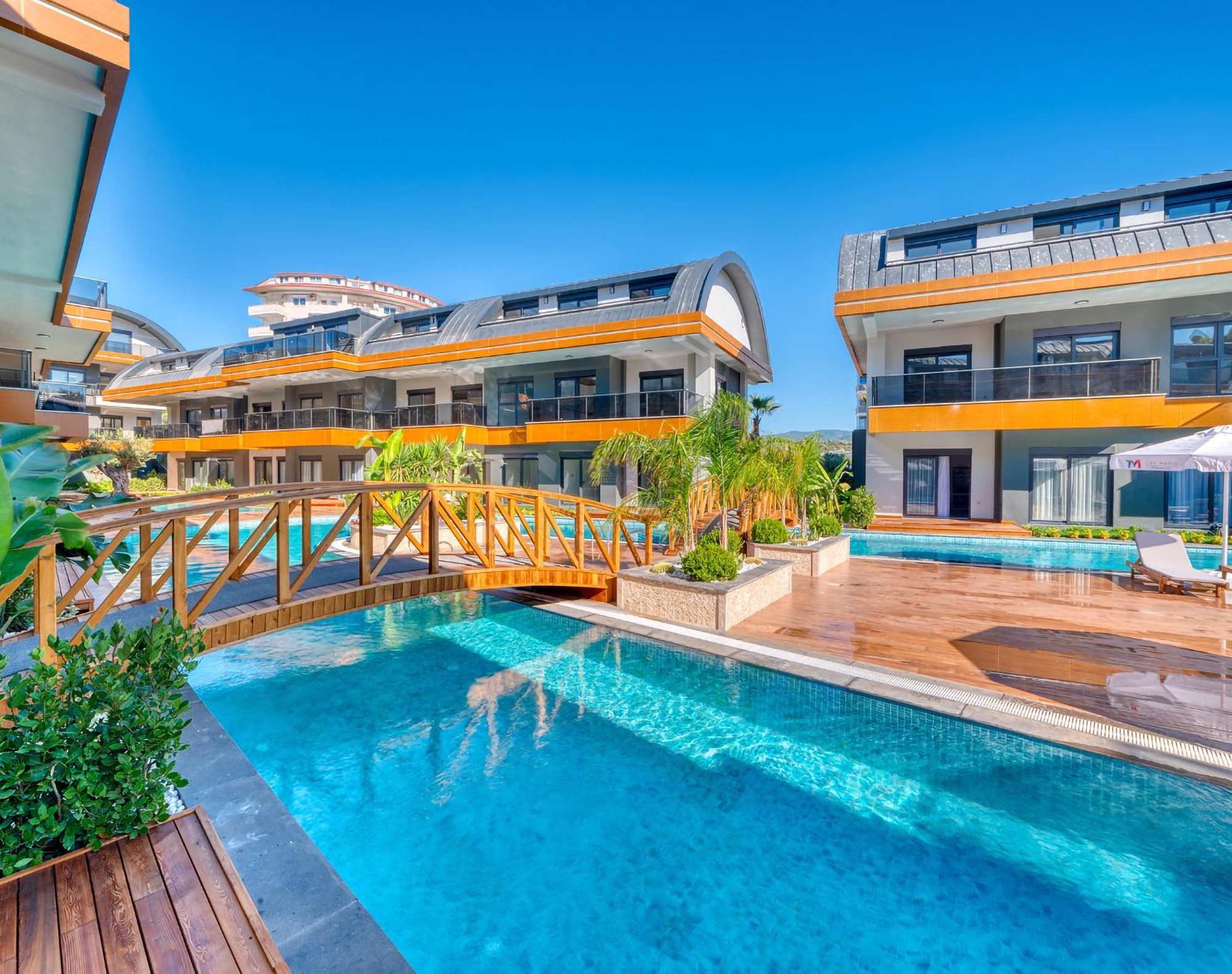 Luxurious 2+1 Penthouse with Mountain View in Avsallar, Alanya
